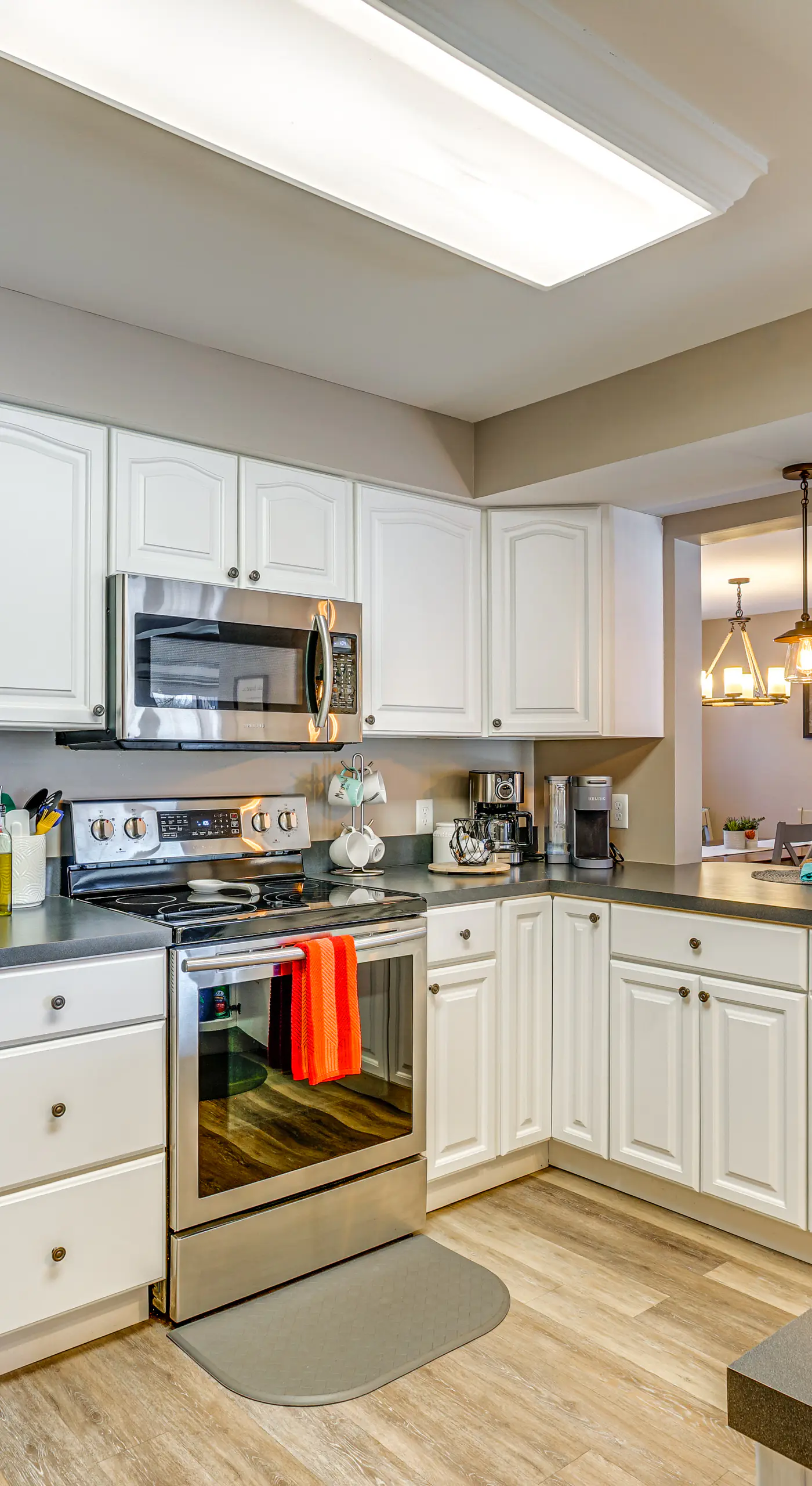 Osage Beach Condo | Pools, Boatslip and Pickleball