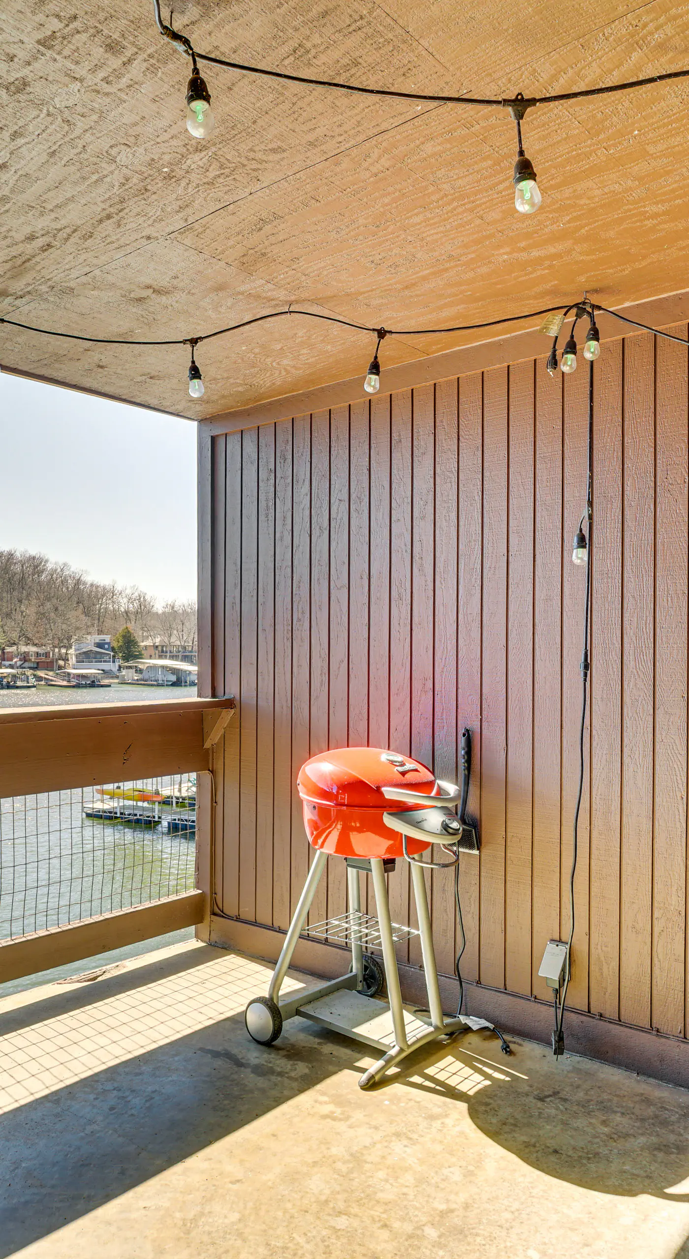 Osage Beach Condo | Pools, Boatslip and Pickleball