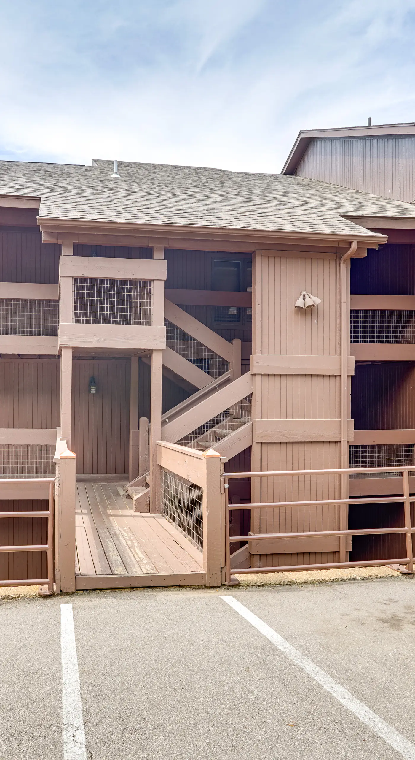 Osage Beach Condo | Pools, Boatslip and Pickleball