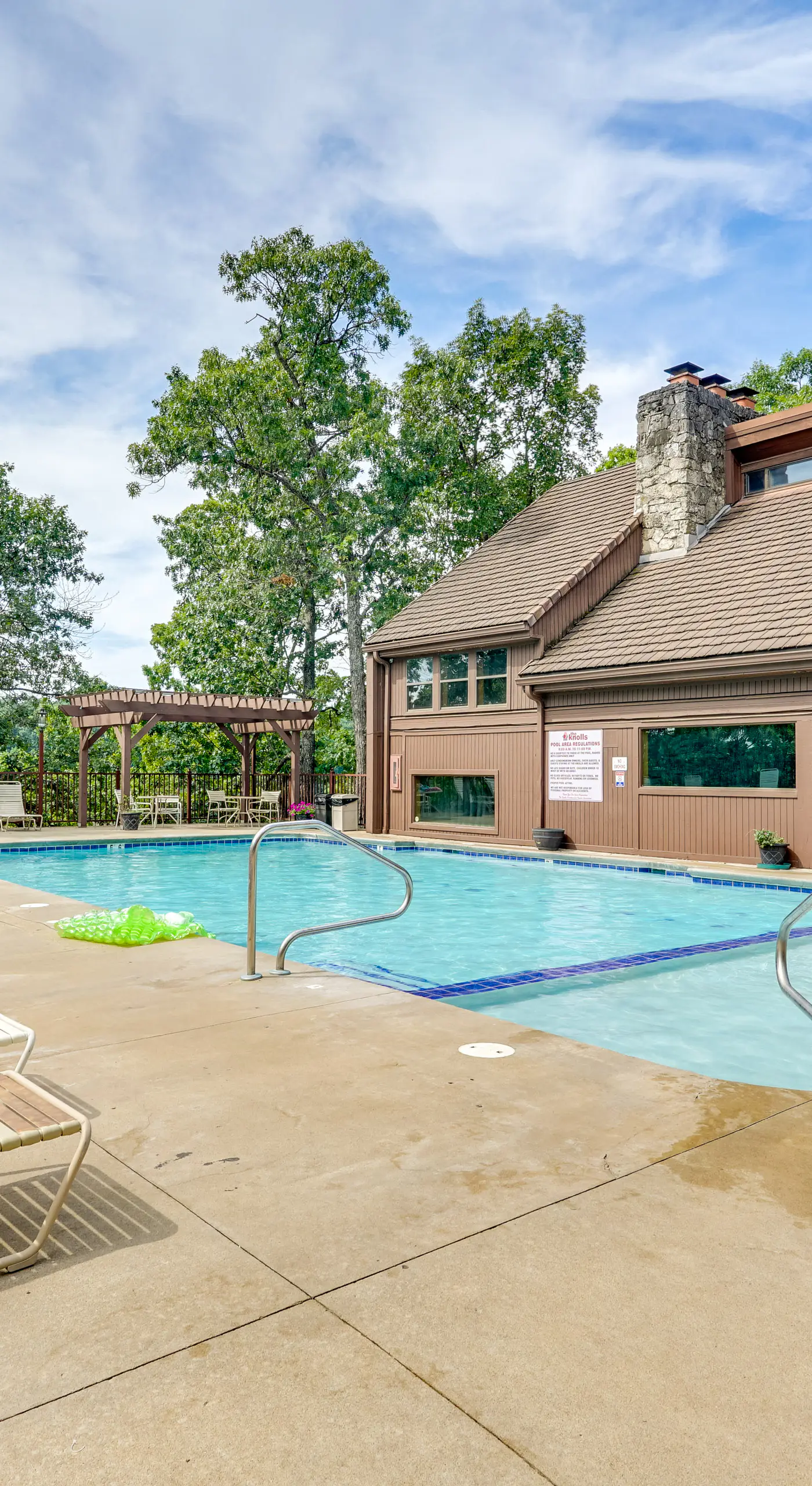 Osage Beach Condo | Pools, Boatslip and Pickleball