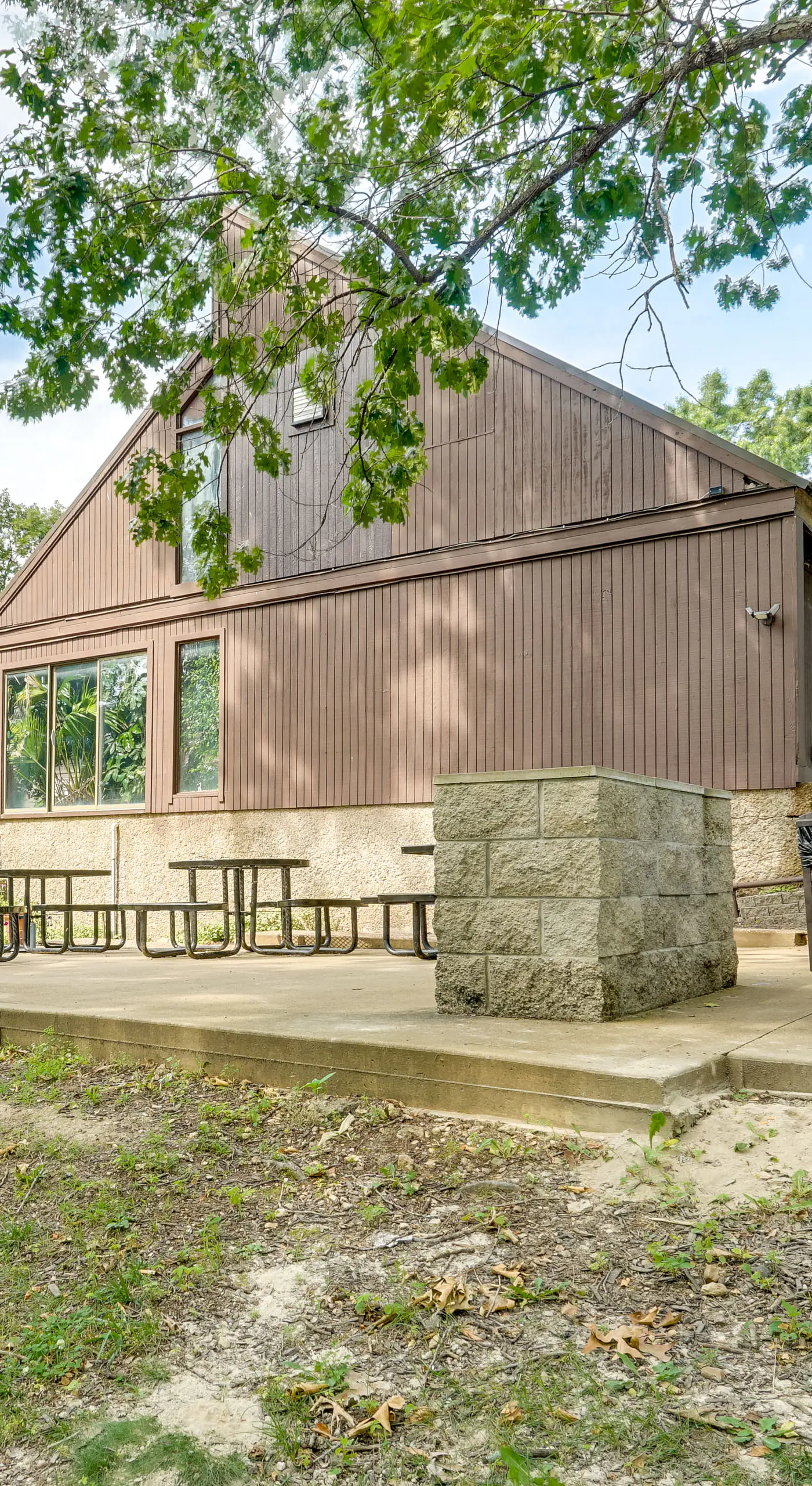 Osage Beach Condo | Pools, Boatslip and Pickleball