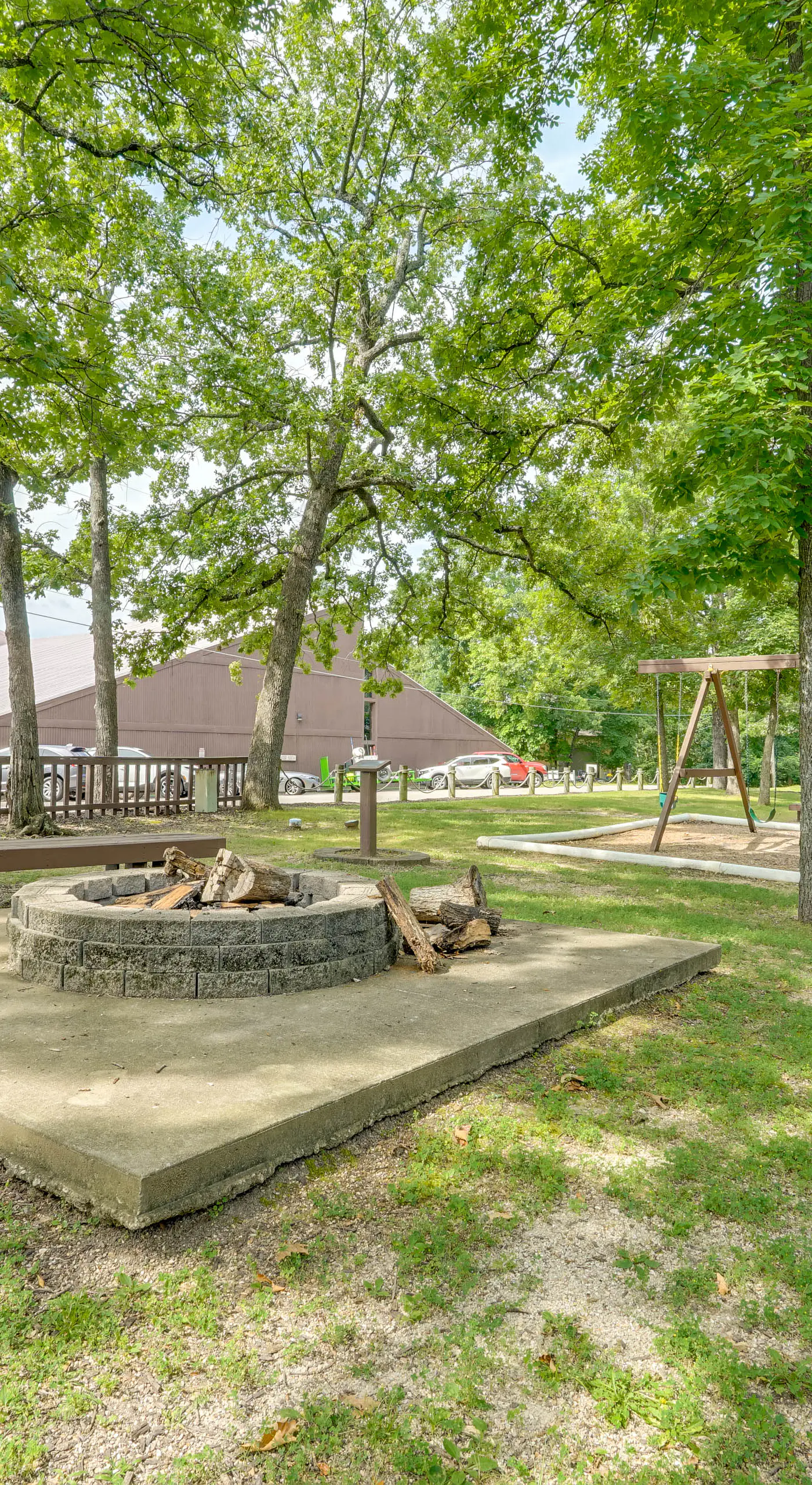 Osage Beach Condo | Pools, Boatslip and Pickleball