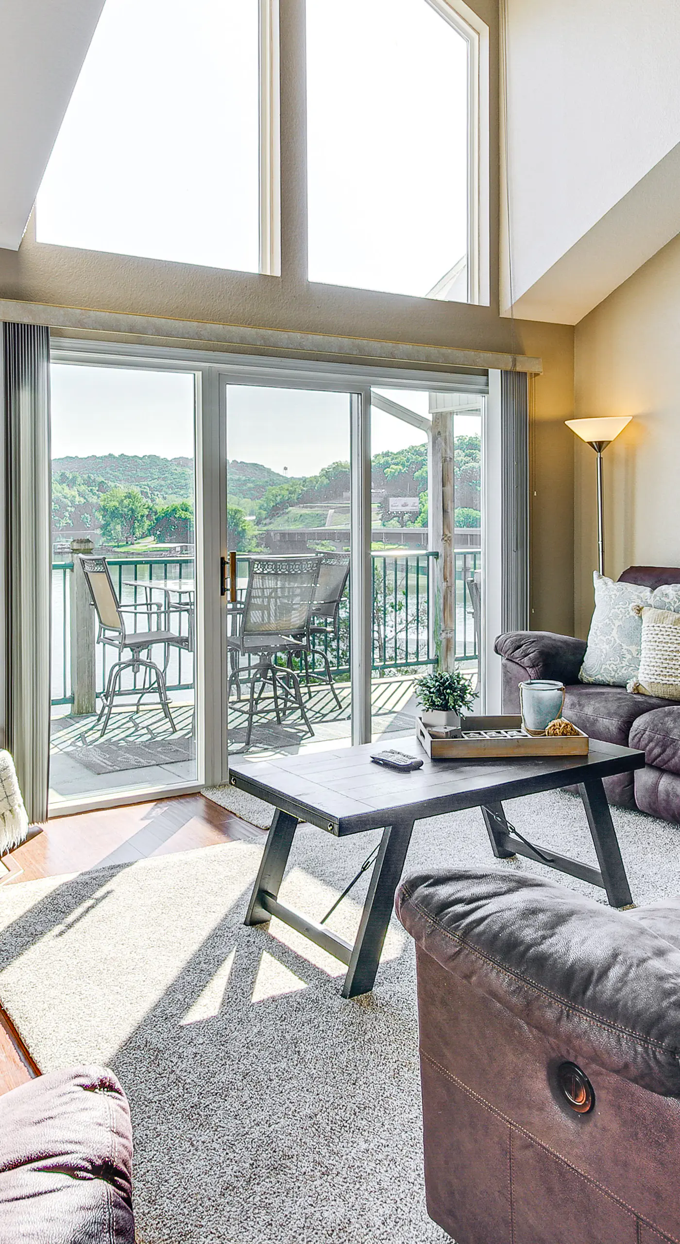 On-Site Lake of the Ozarks Access: Camdenton Condo