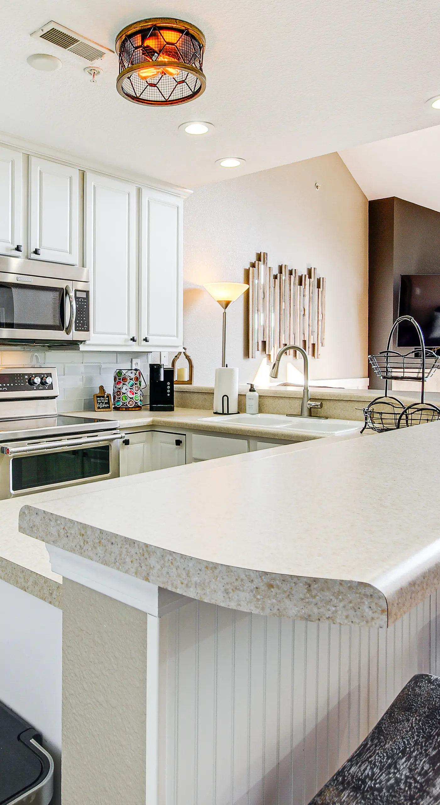 On-Site Lake of the Ozarks Access: Camdenton Condo
