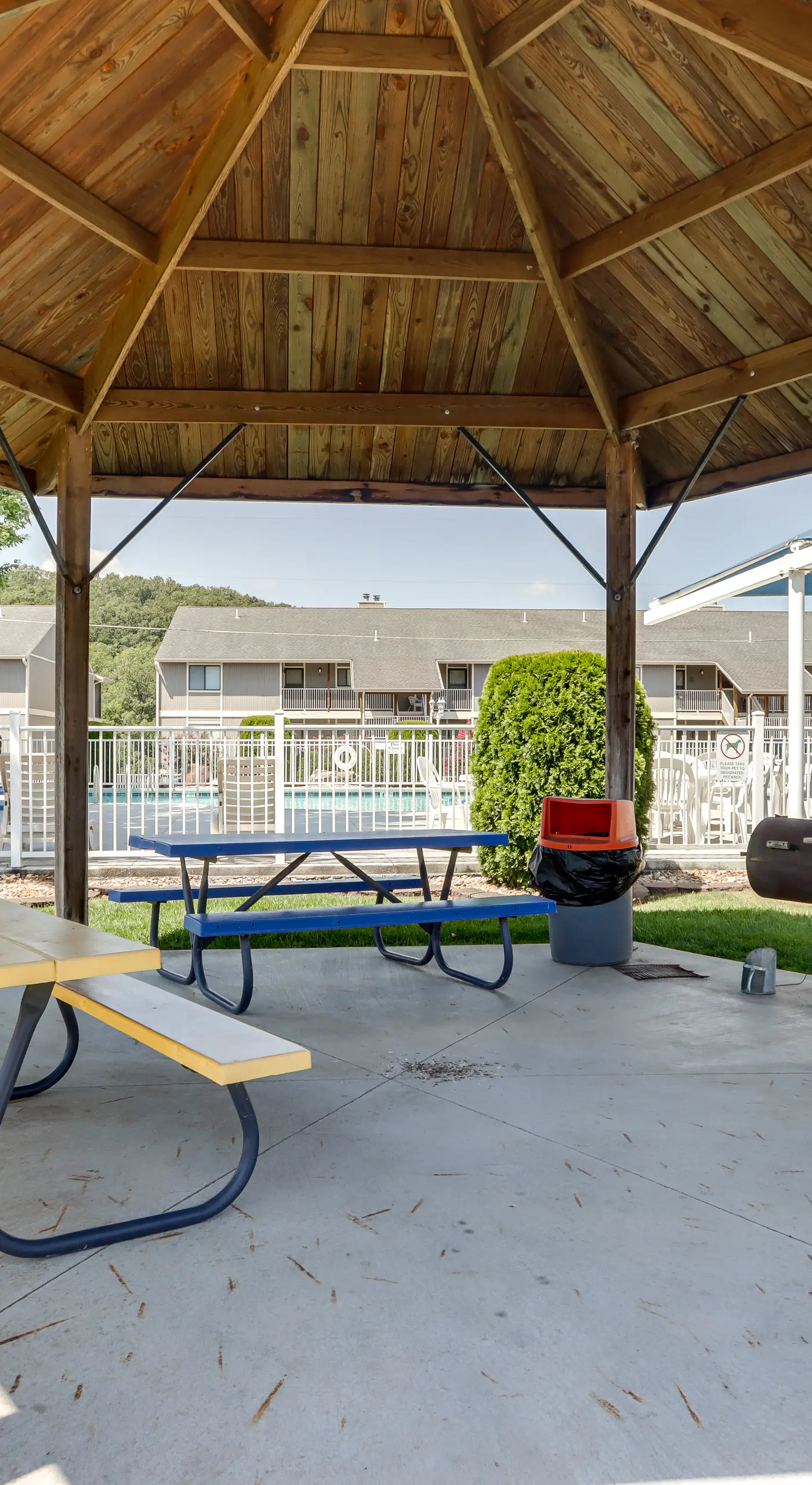 Lake & Pool Access: Lazy Days Condo w/ Balcony!
