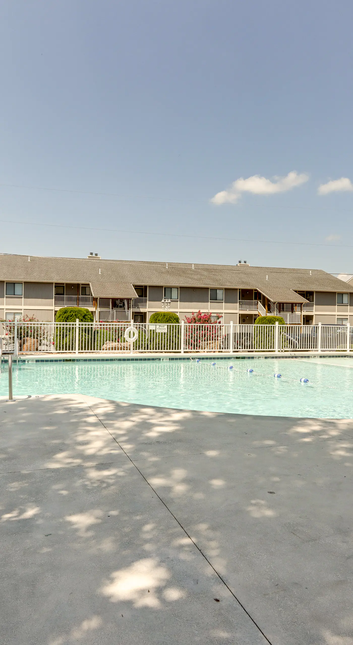 Lake & Pool Access: Lazy Days Condo w/ Balcony!