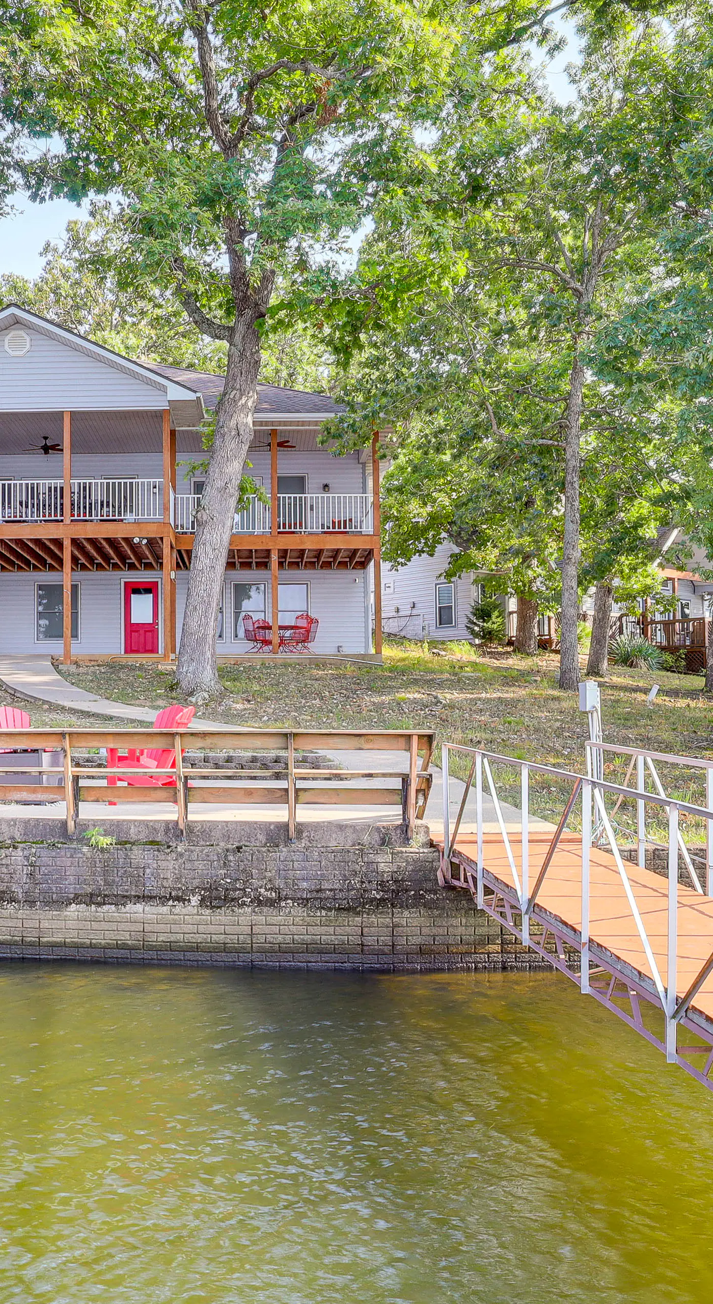 Boat, Fish & Explore! Gem on Lake of the Ozarks