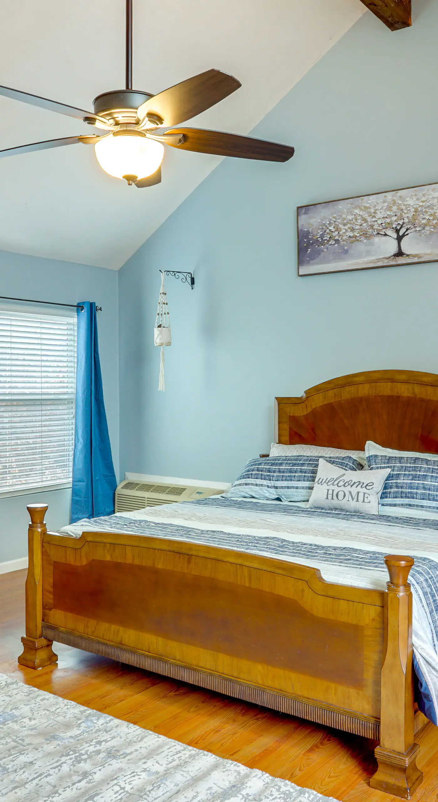 Lake Resort Access & On-Site Pool! Ozarks Getaway