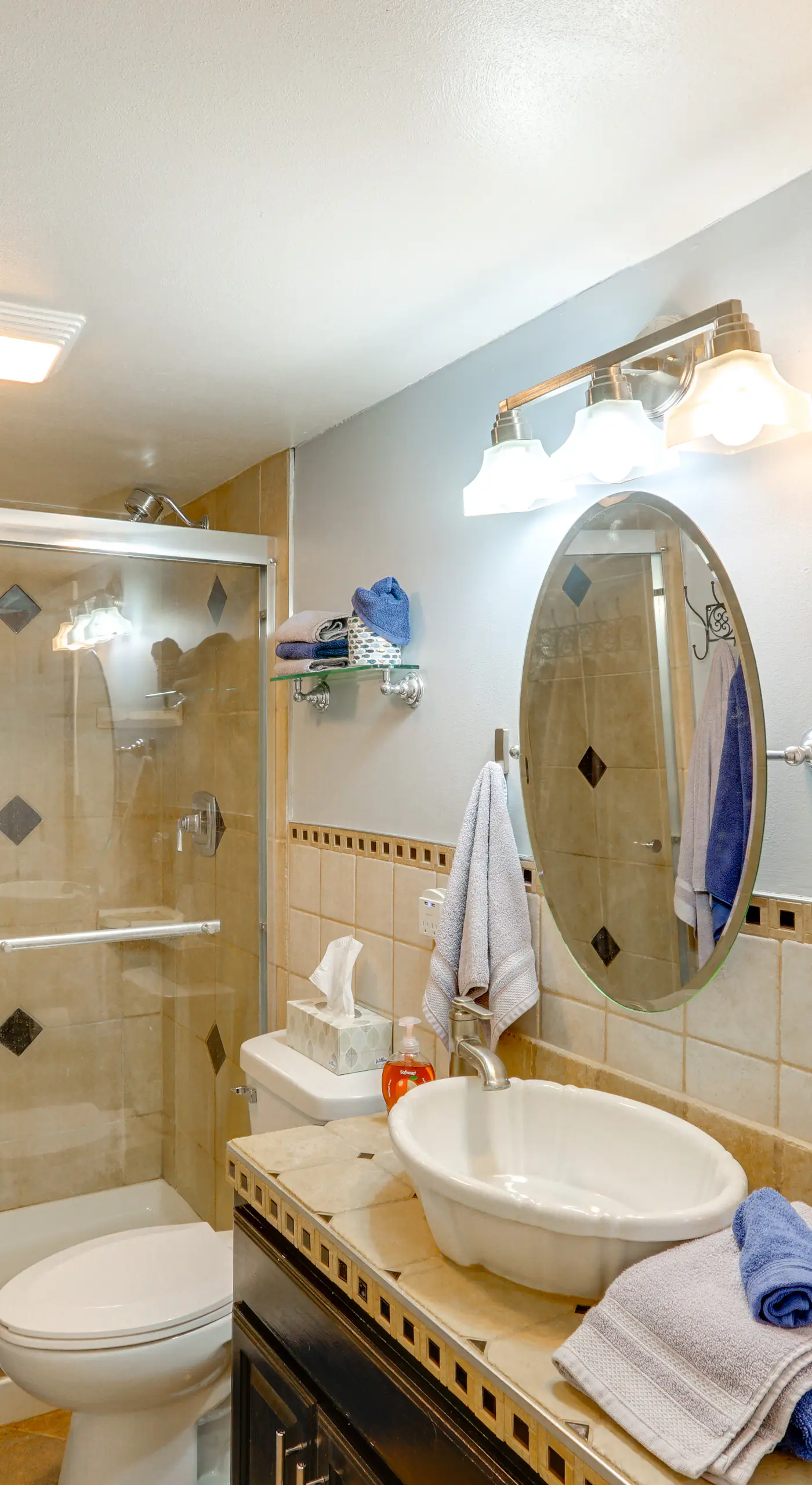 Lake Resort Access & On-Site Pool! Ozarks Getaway