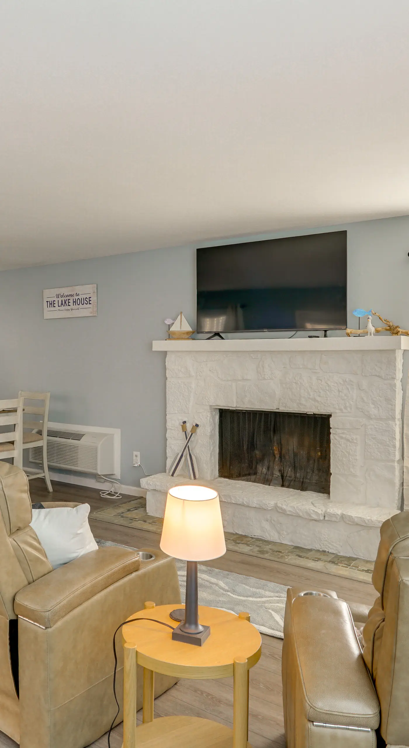 Lake Resort Access & On-Site Pool! Ozarks Getaway