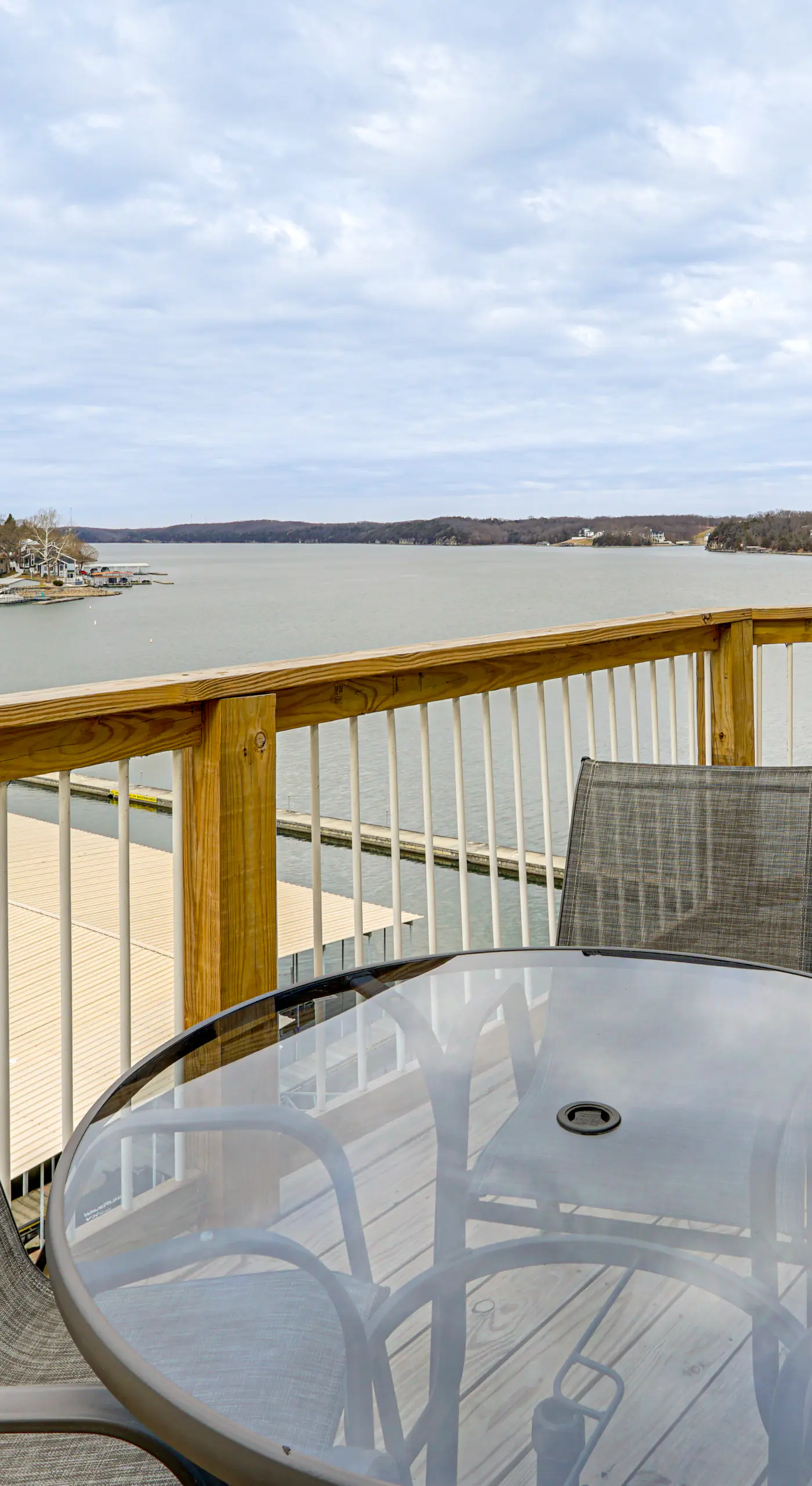 Pool & Beach Access: Lake of the Ozarks Condo