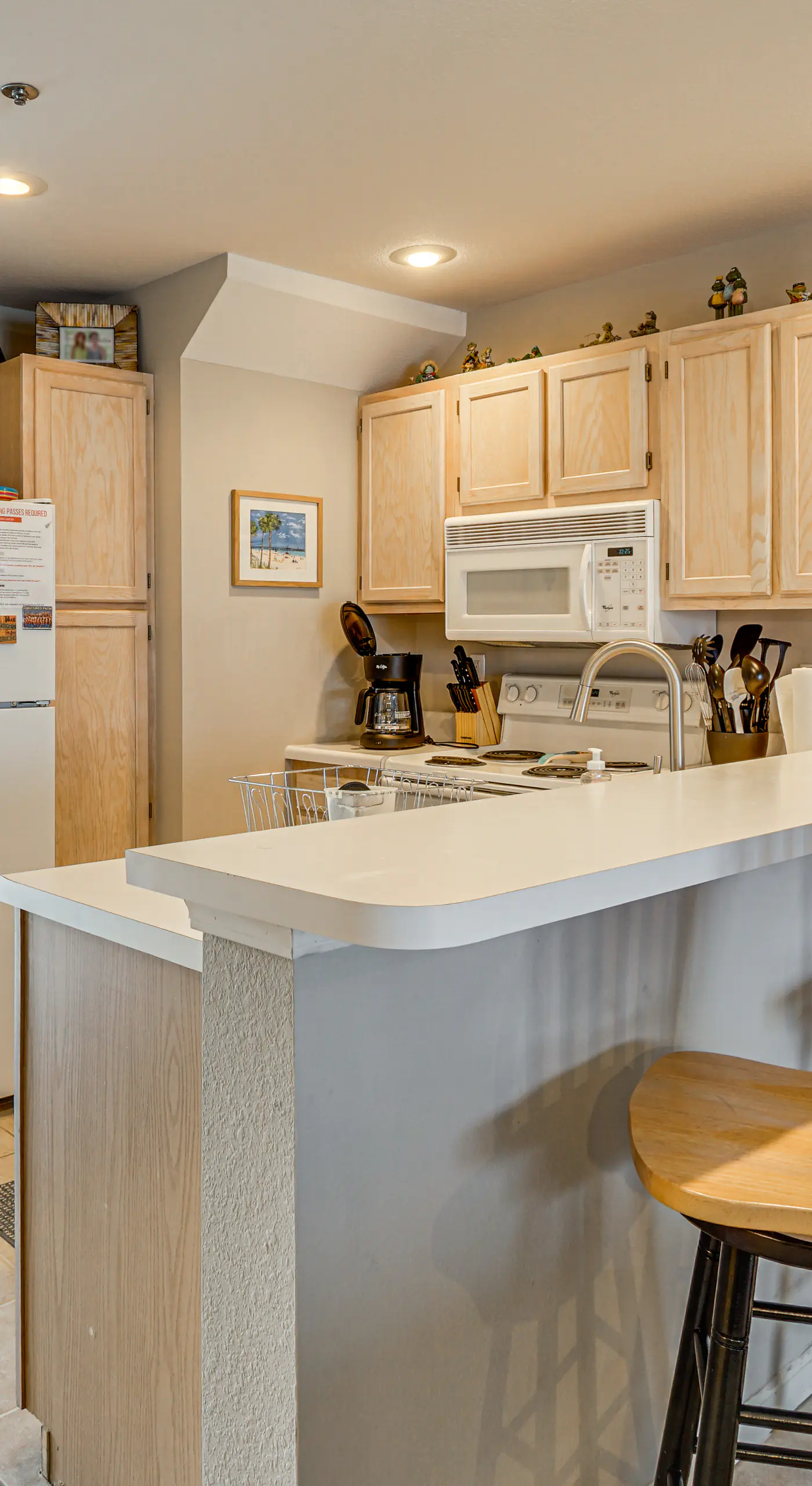 Pool & Beach Access: Lake of the Ozarks Condo