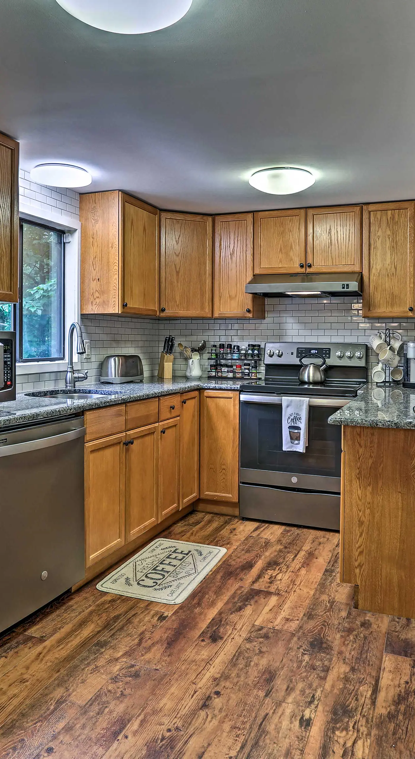 Pocono Lake House Near Skiing & Kalahari Resort!