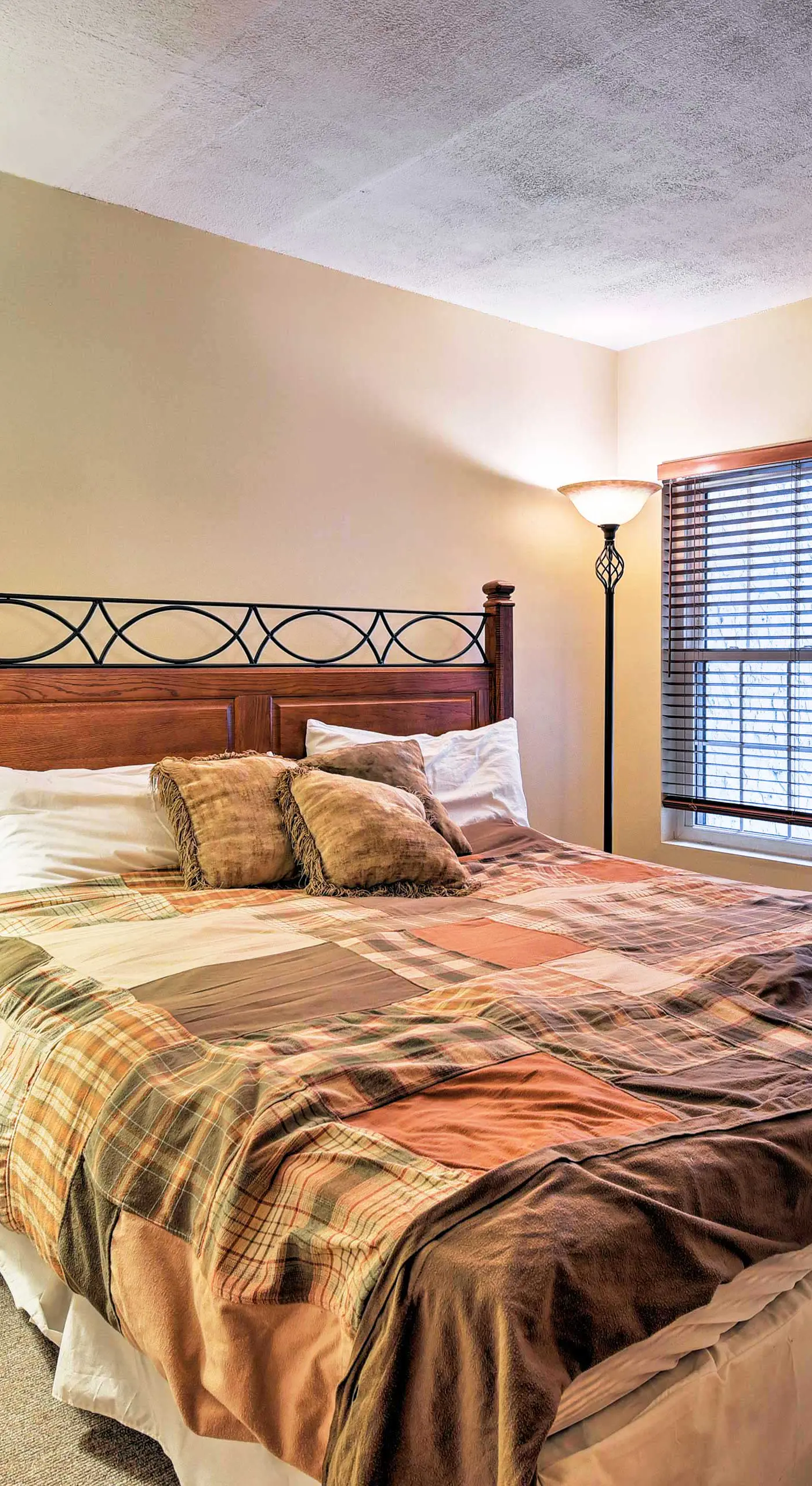 Lake Harmony Condo < 1 Mi to Big Boulder Mountain!
