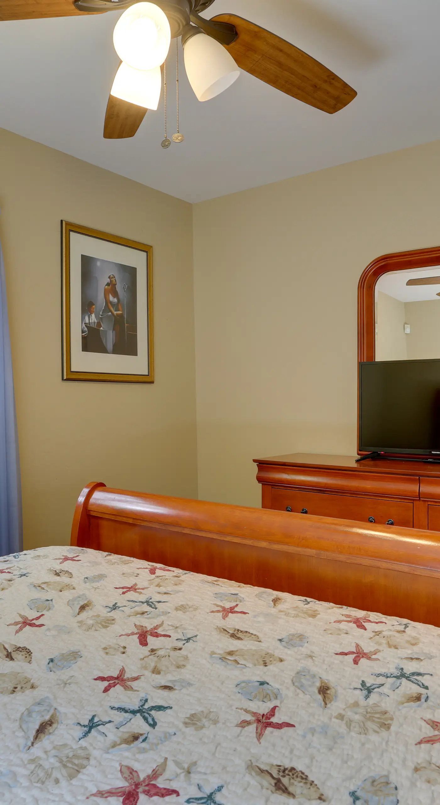 Pools, Hot Tub & More: Bushkill Mountain Getaway!