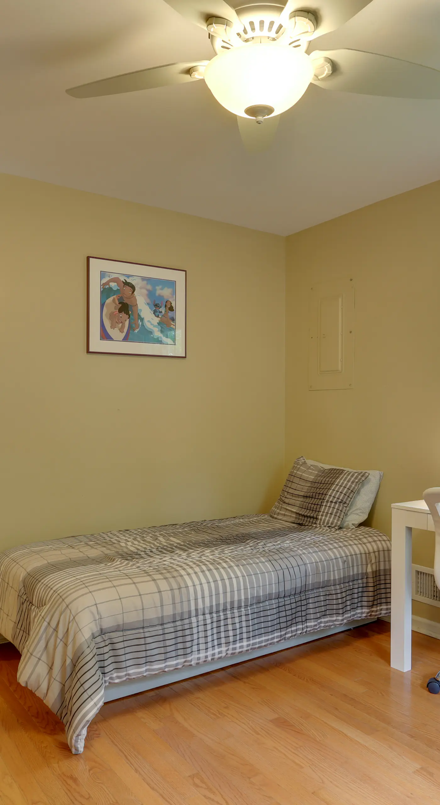 Pools, Hot Tub & More: Bushkill Mountain Getaway!