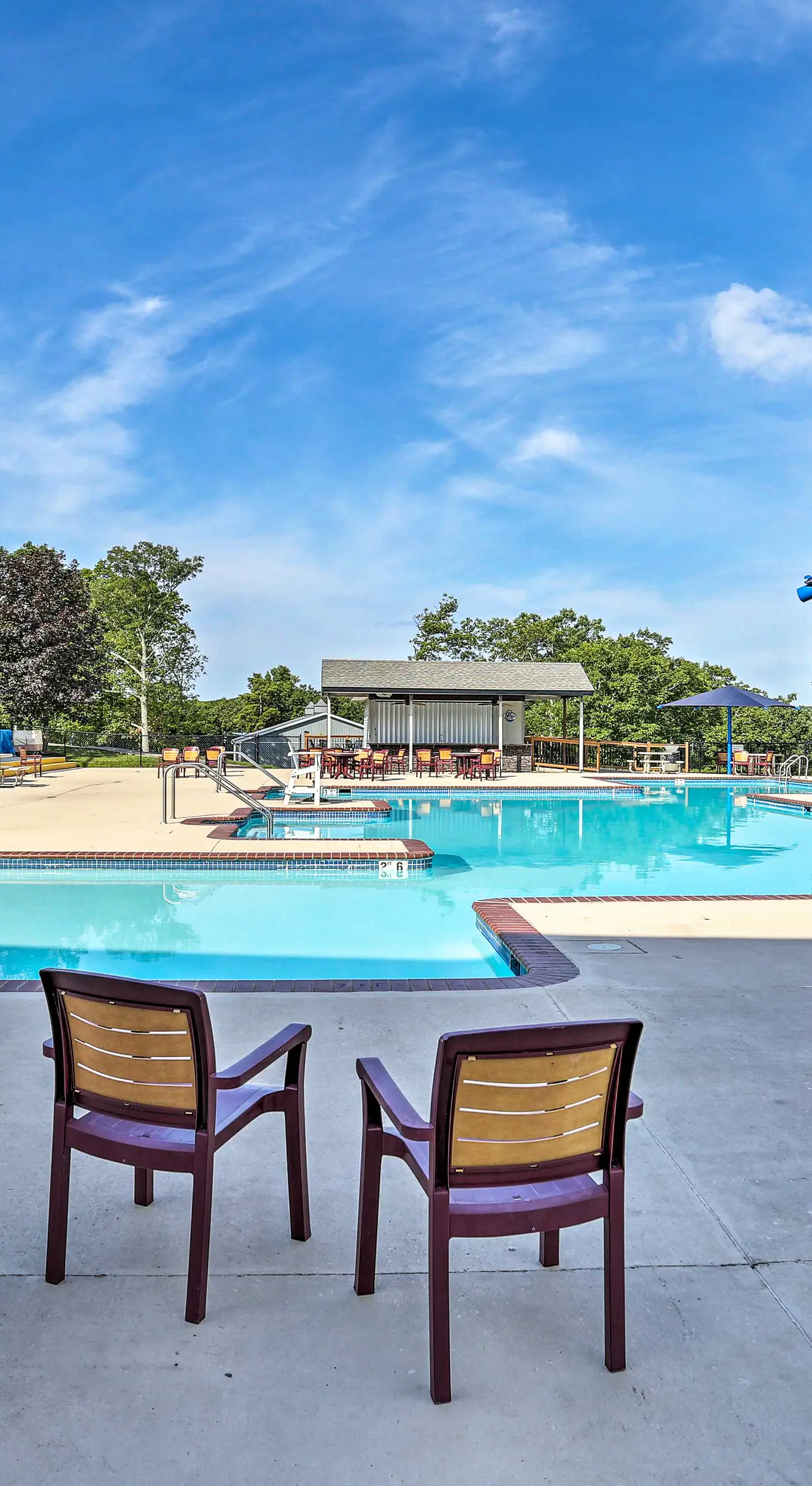 Pools, Hot Tub & More: Bushkill Mountain Getaway!