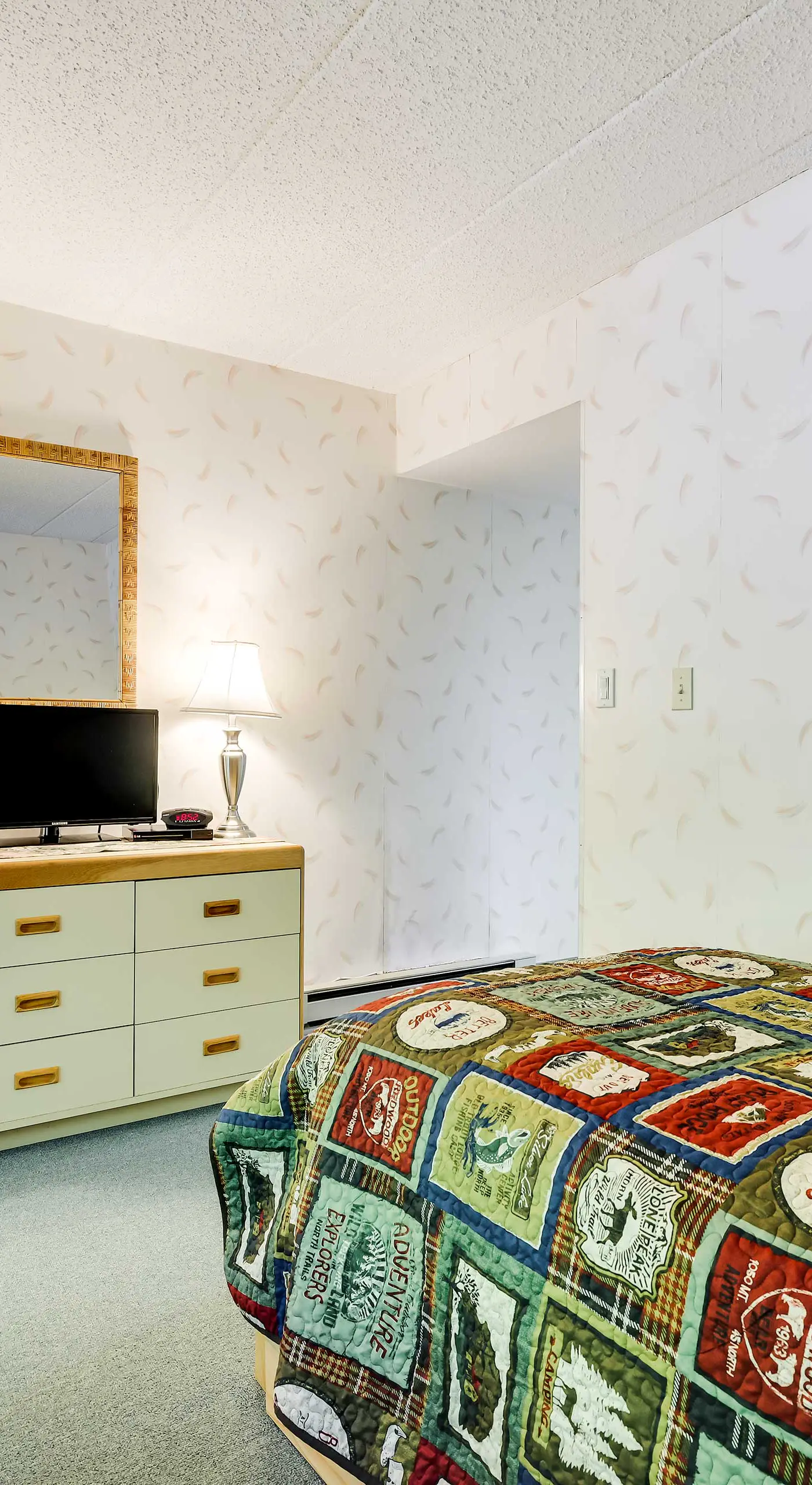 1 Mi to Big Boulder: Lakefront Unit w/ Pool Access