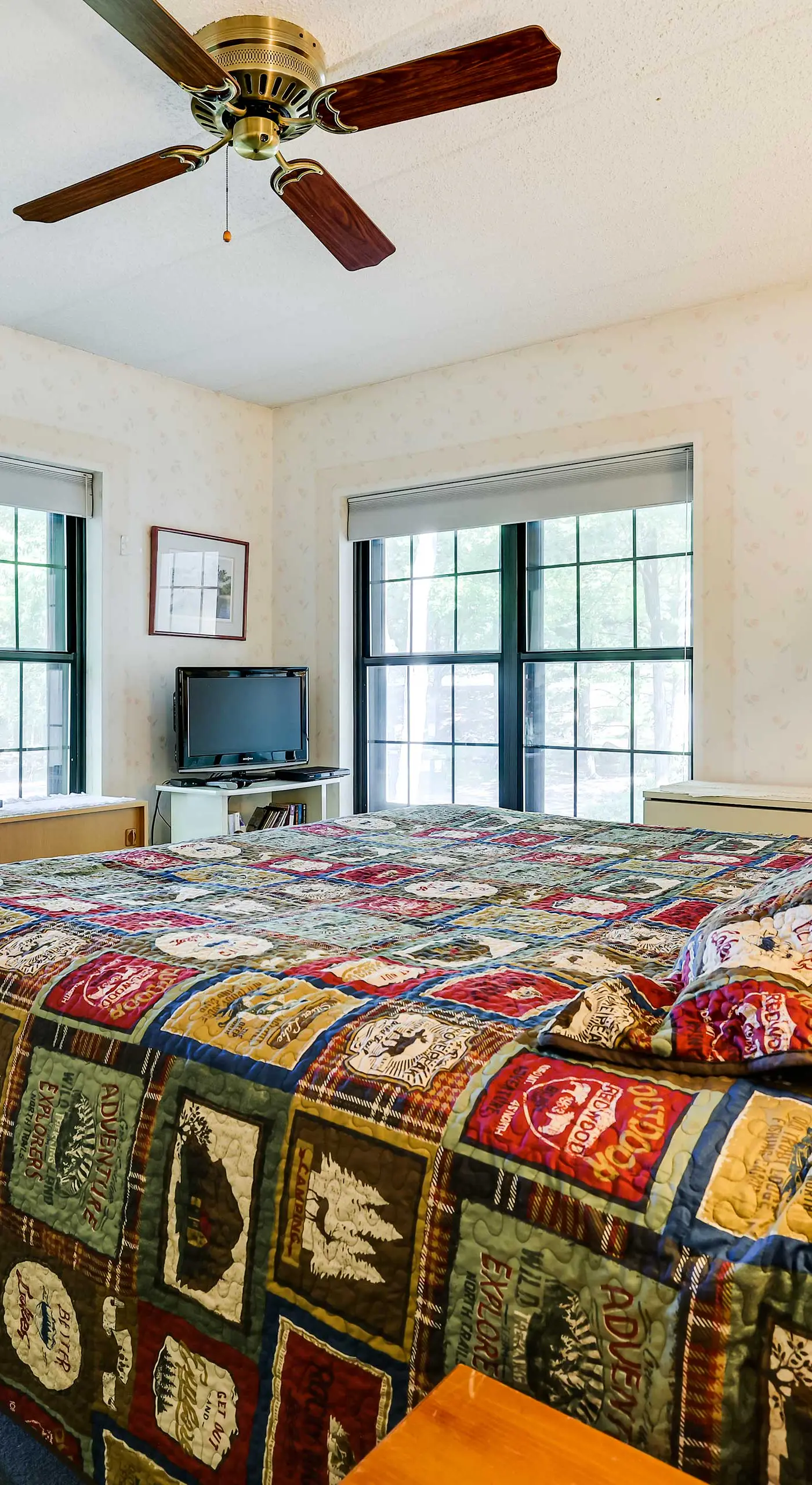 1 Mi to Big Boulder: Lakefront Unit w/ Pool Access