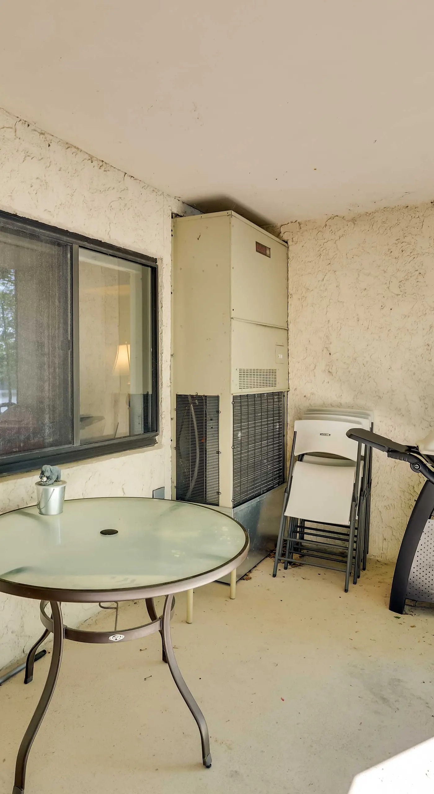 1 Mi to Big Boulder: Lakefront Unit w/ Pool Access