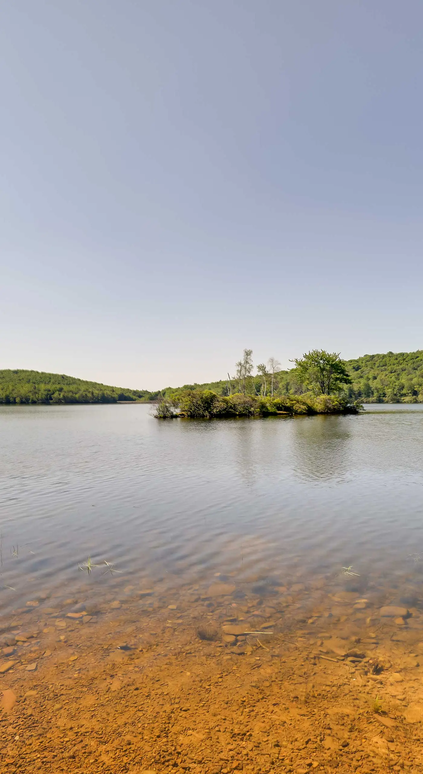 1 Mi to Big Boulder: Lakefront Unit w/ Pool Access