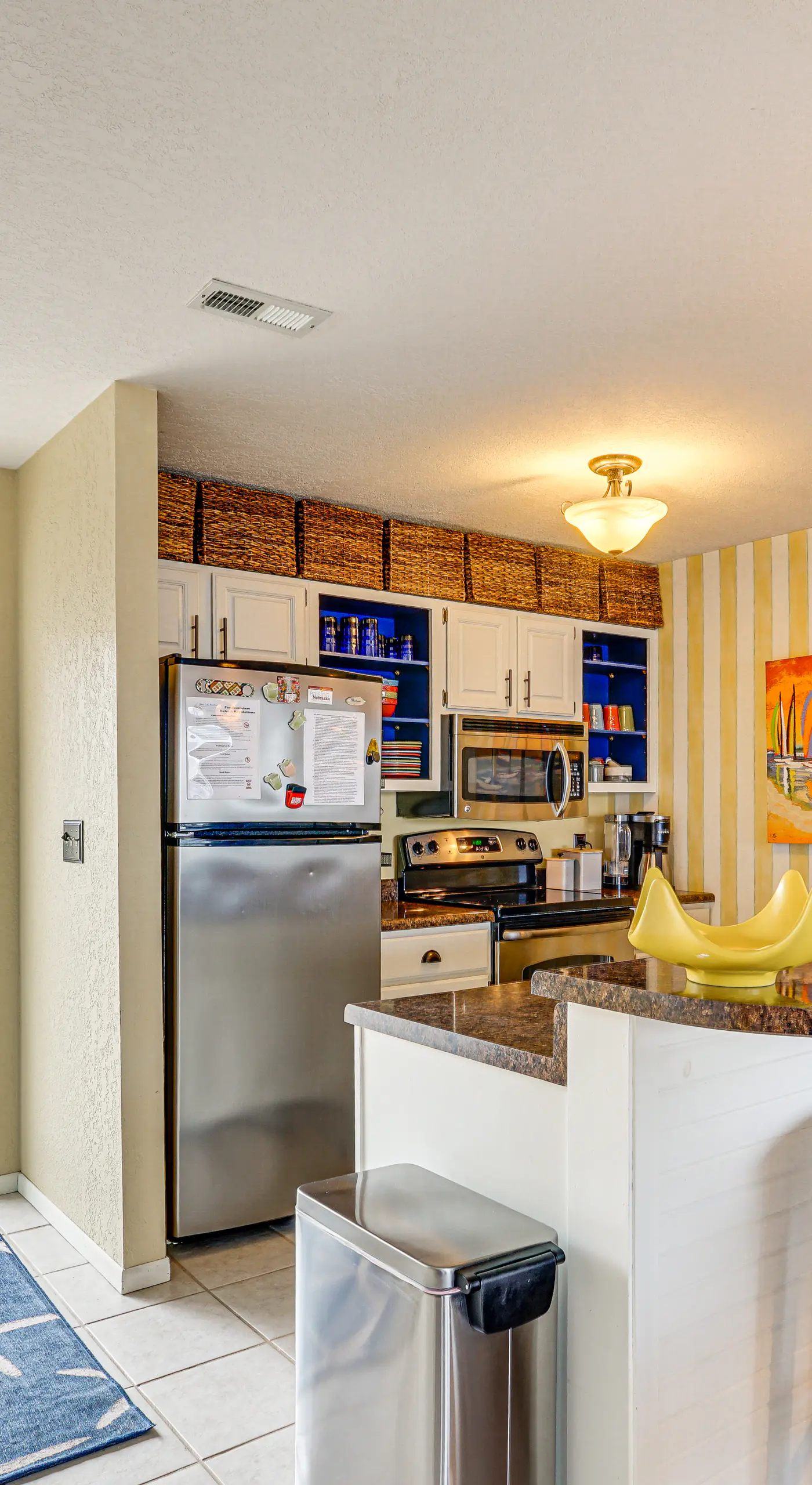 180 Main Channel View! Poolside Apt in Osage Beach