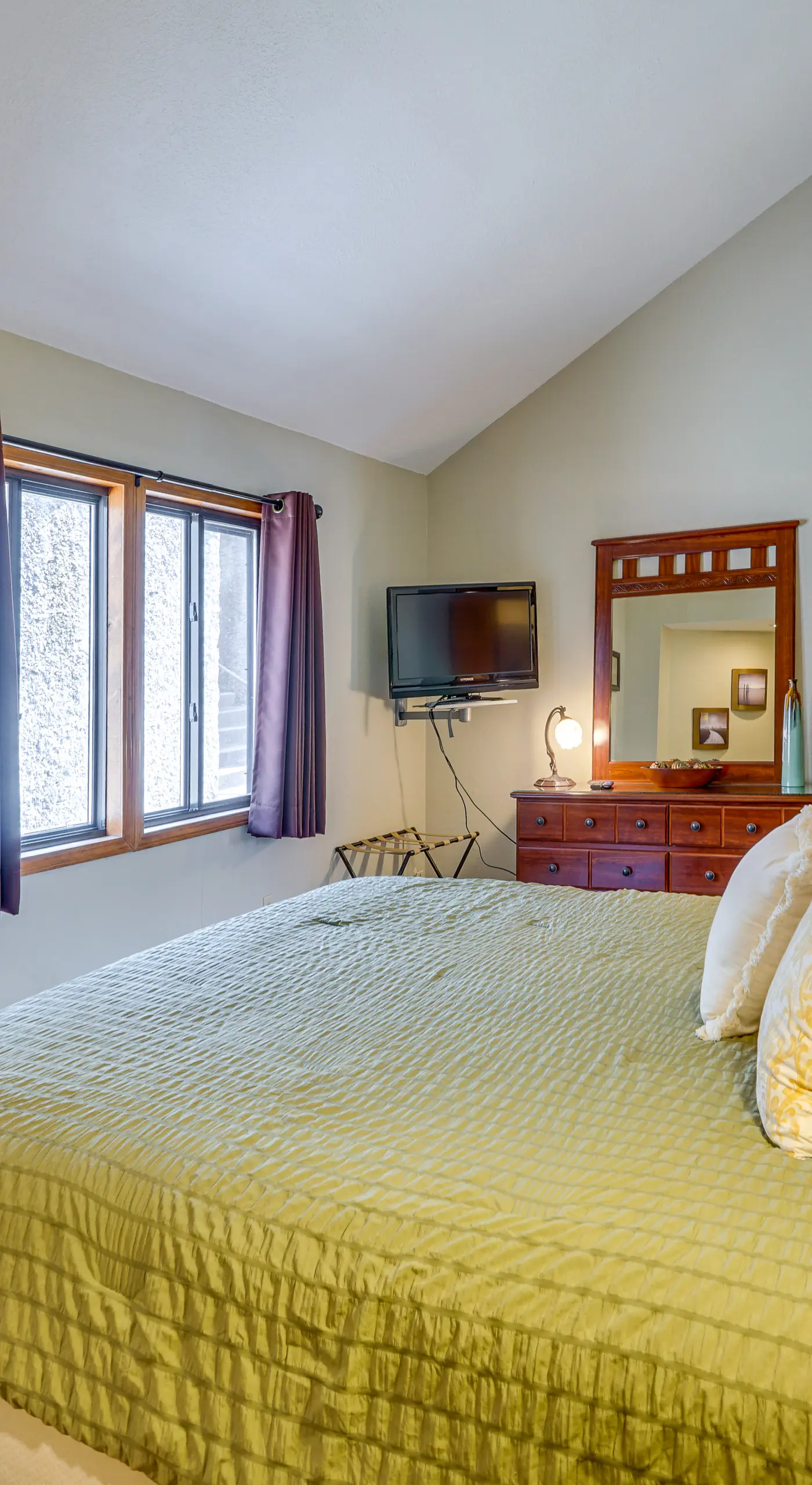 Resort Villa on Lake of the Ozarks! Family Fun Hub