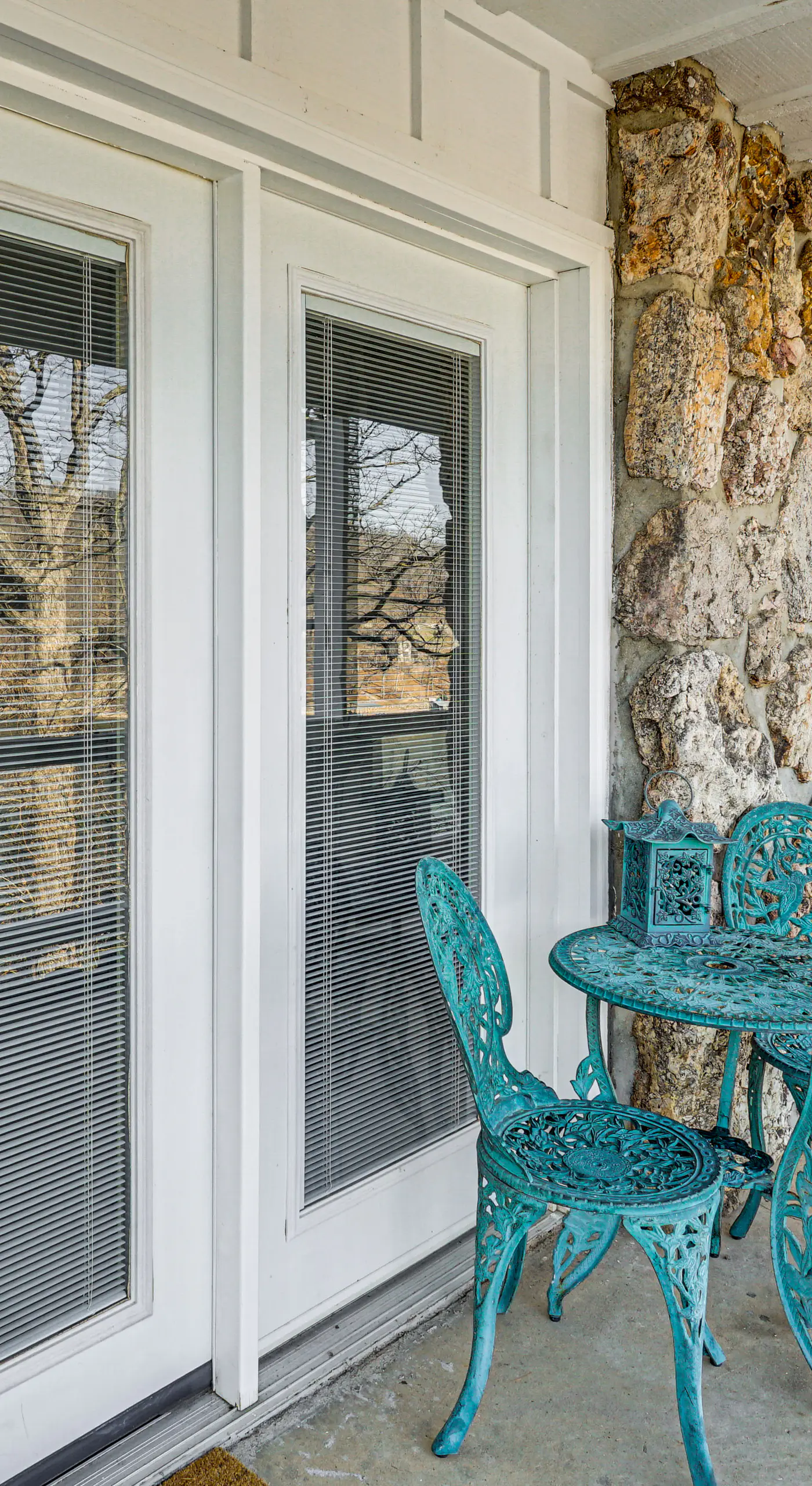 Cozy Lake Ozark Villa w/ Main Channel Views!