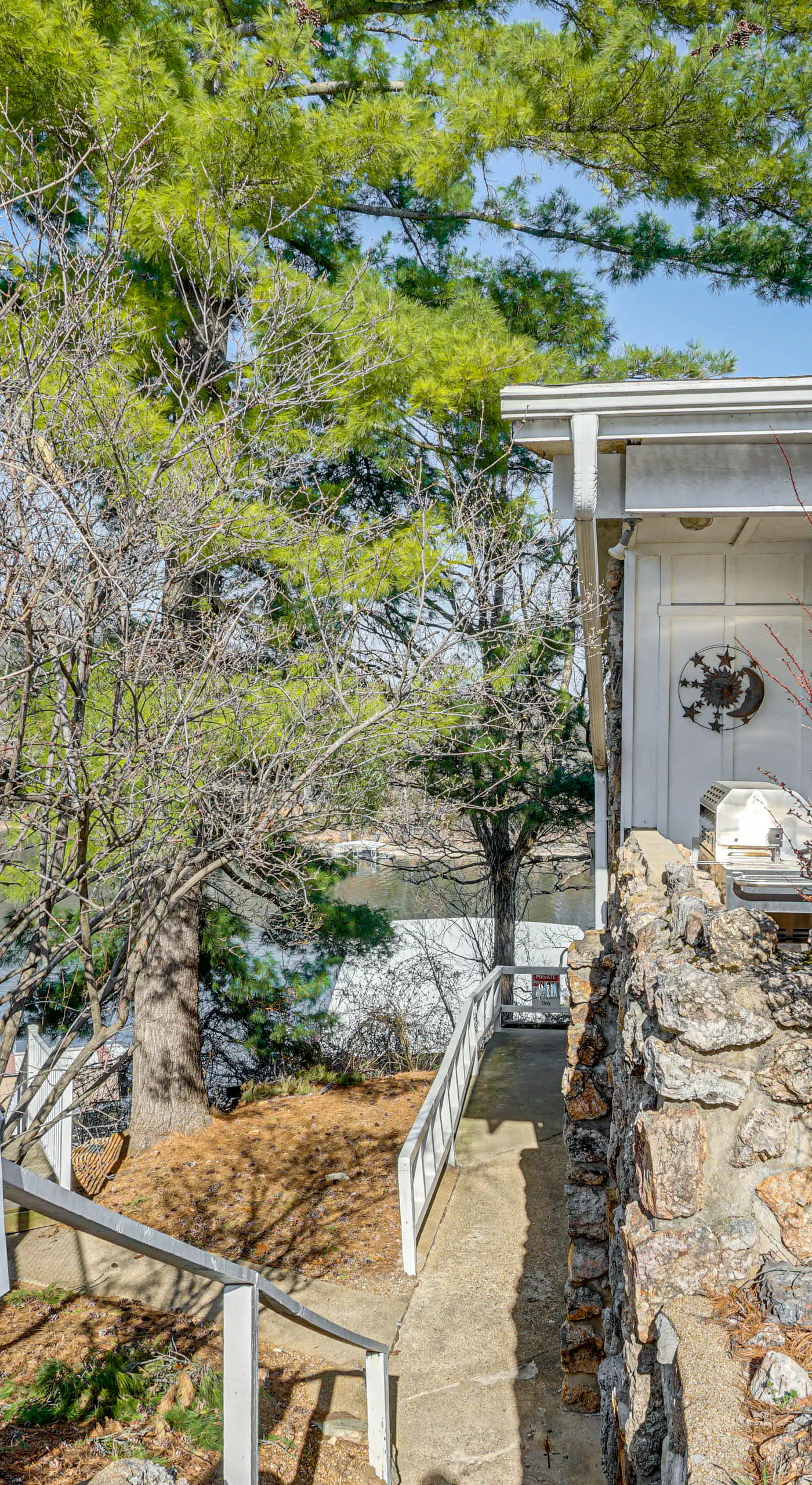 Cozy Lake Ozark Villa w/ Main Channel Views!
