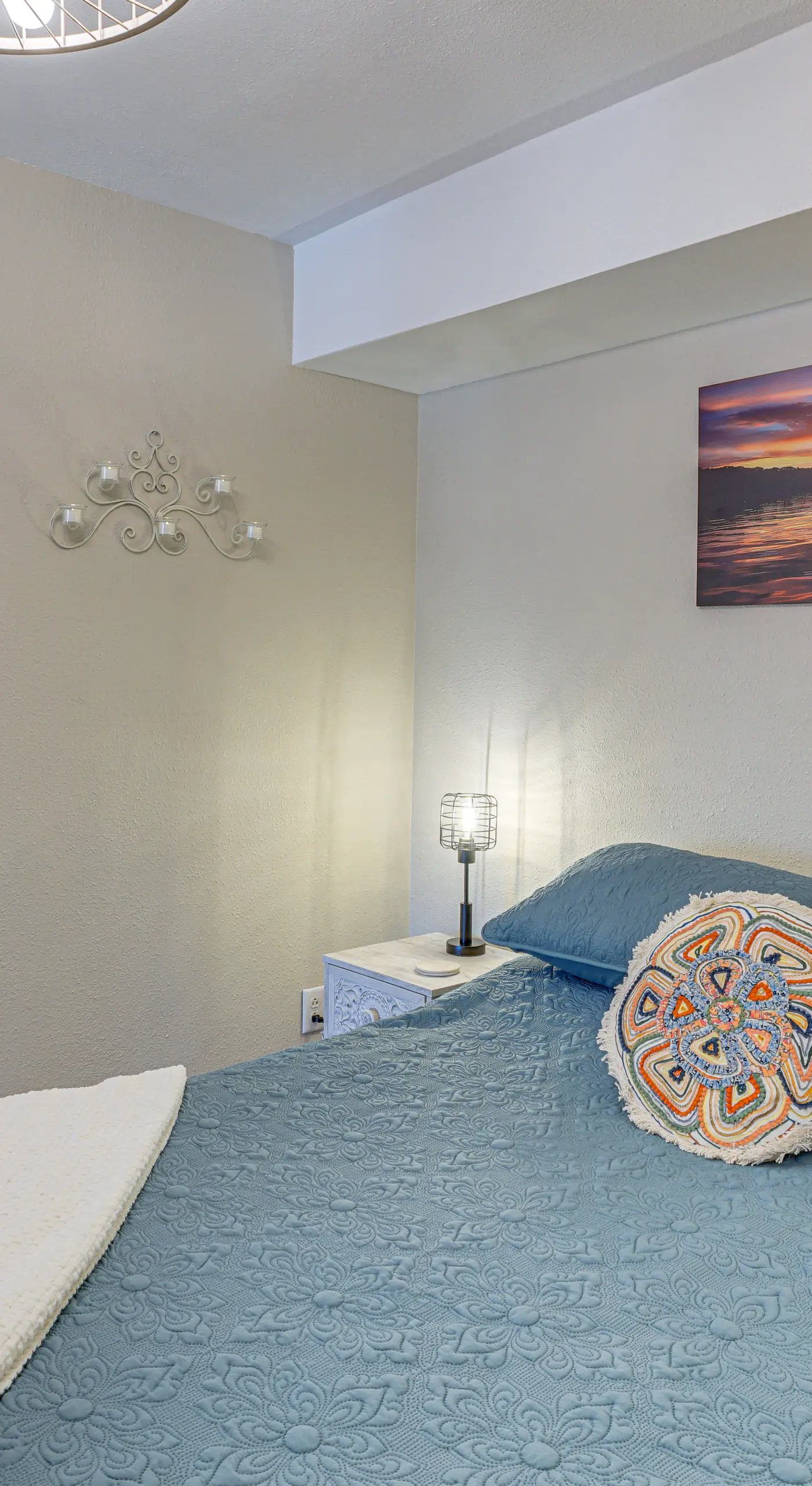 Cozy Lake Ozark Villa w/ Main Channel Views!