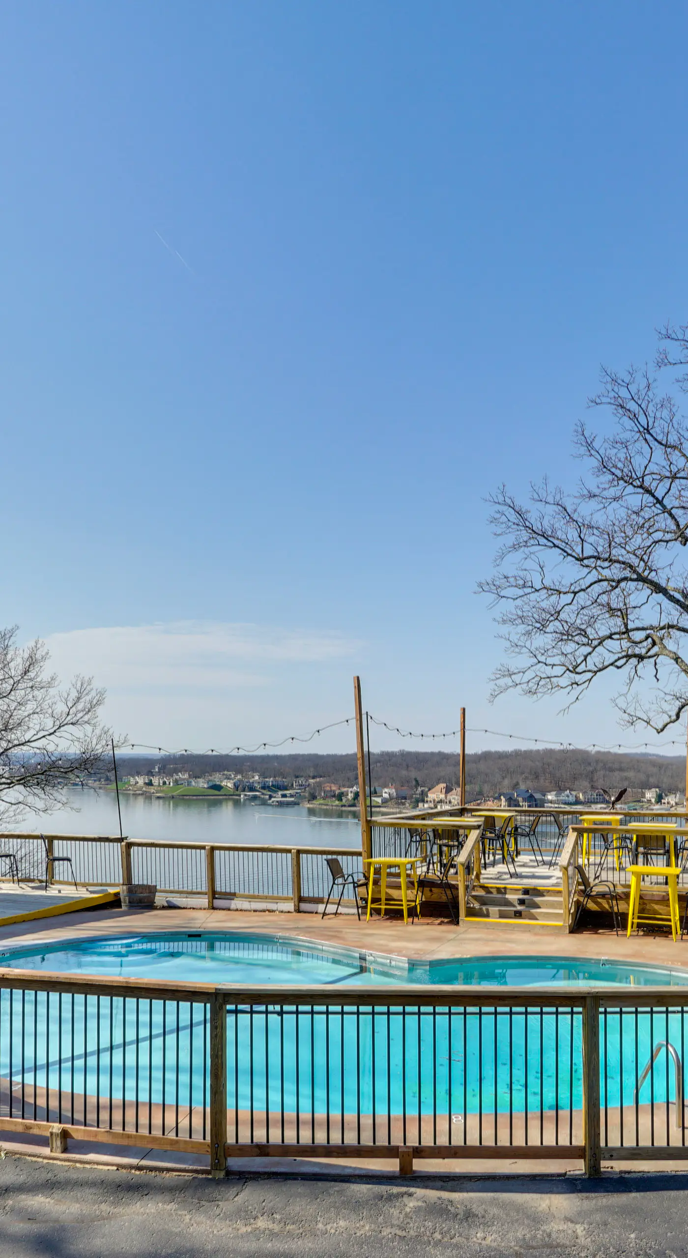 Explore the Bagnell Strip! Studio w/ Pool Access