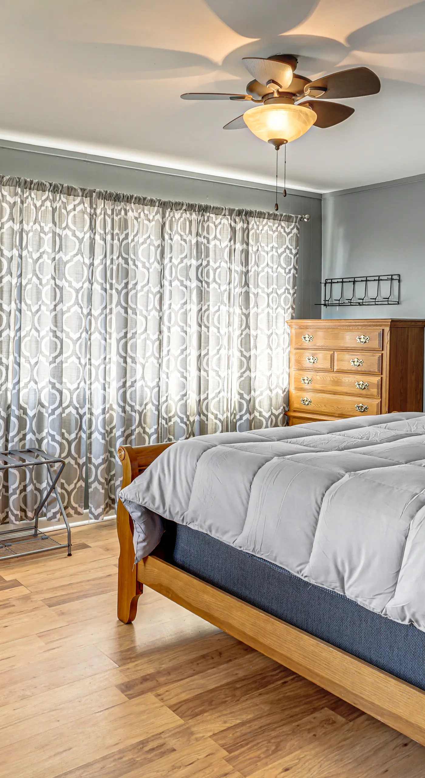 Explore the Bagnell Strip! Studio w/ Pool Access