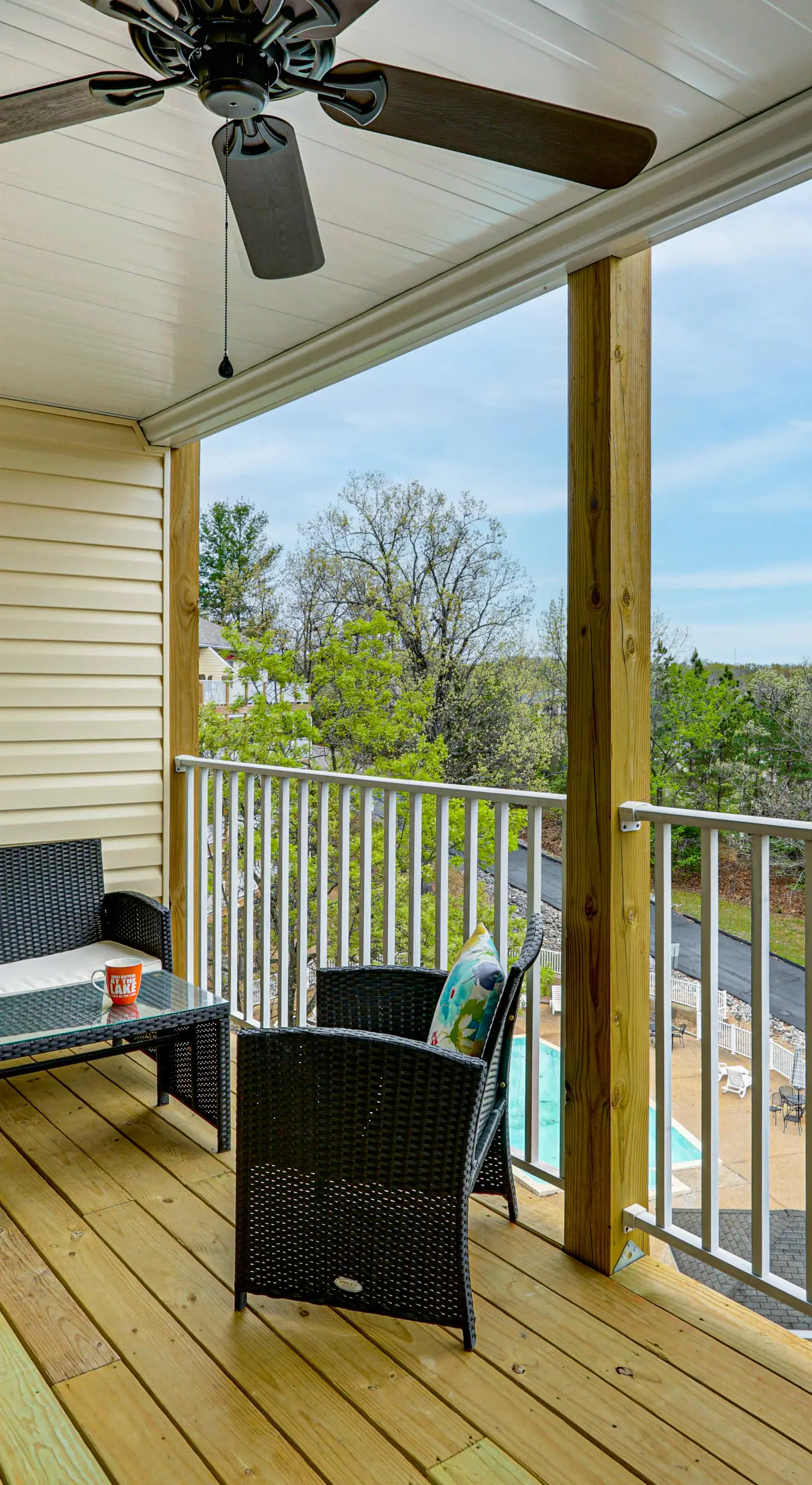 Beach, Boat Slip, Views! Lake of the Ozarks Condo