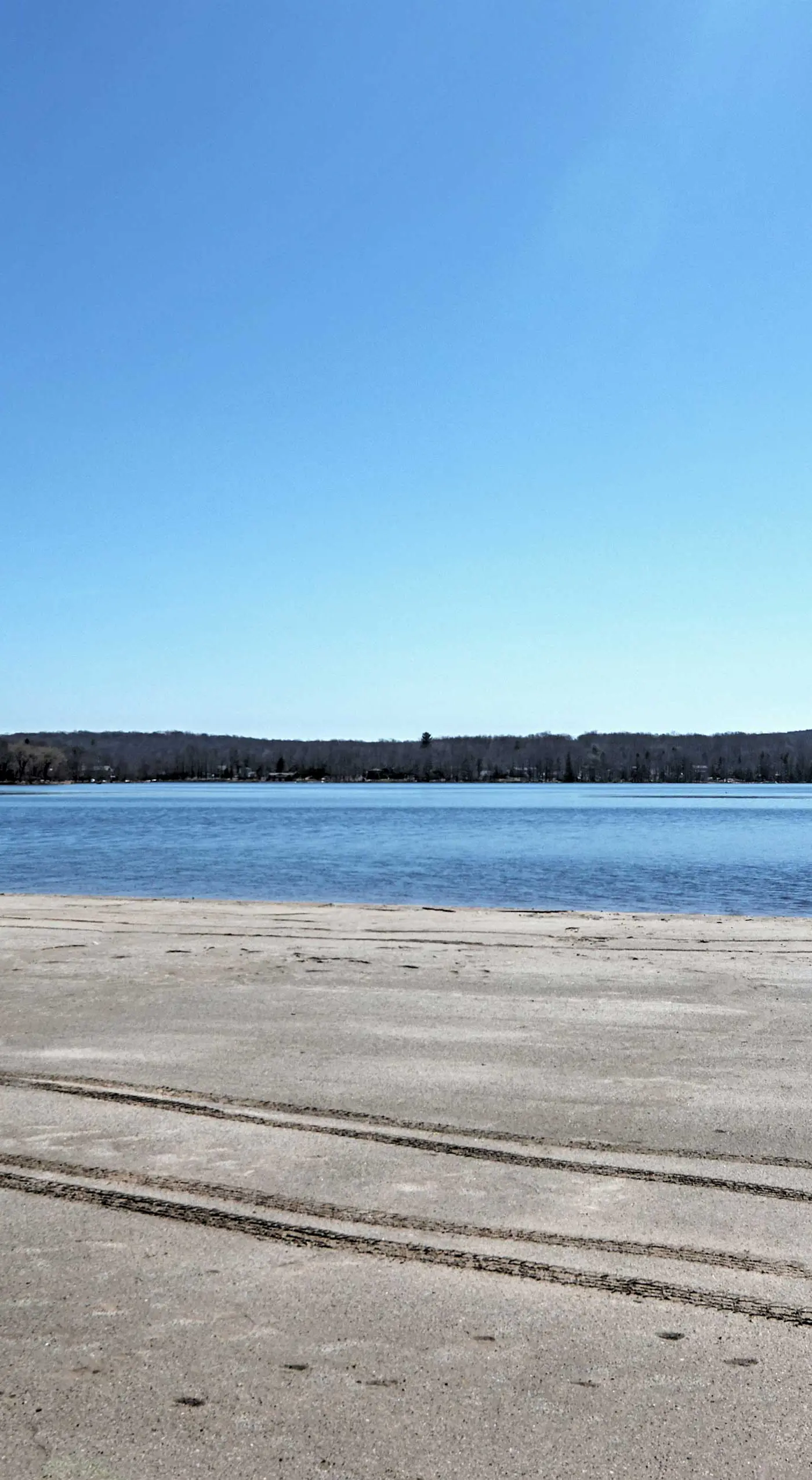 Deck & Resort Amenities: Arrowhead Lake Home!