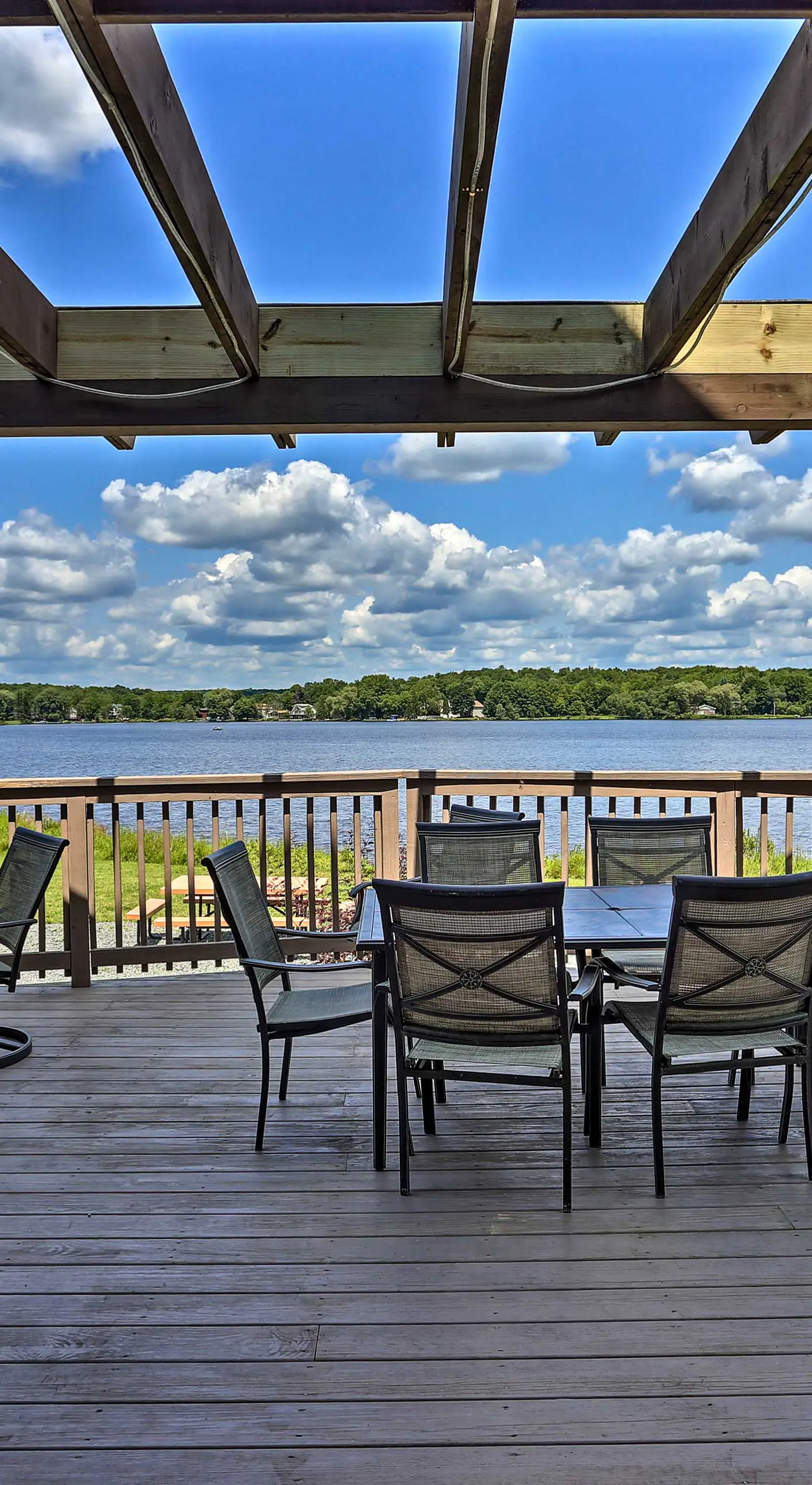 Deck & Resort Amenities: Arrowhead Lake Home!