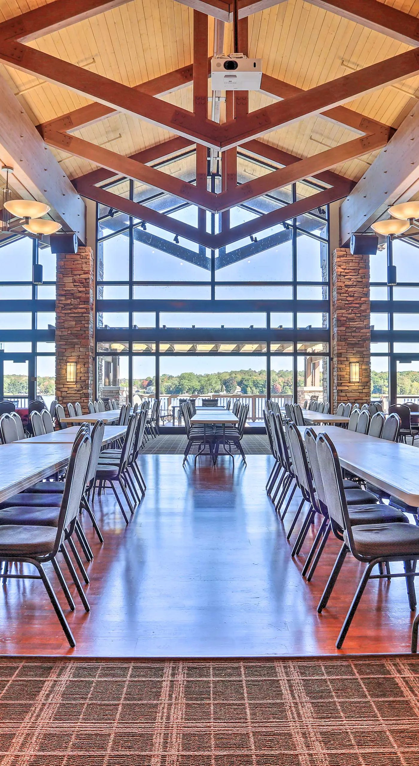 Deck & Resort Amenities: Arrowhead Lake Home!