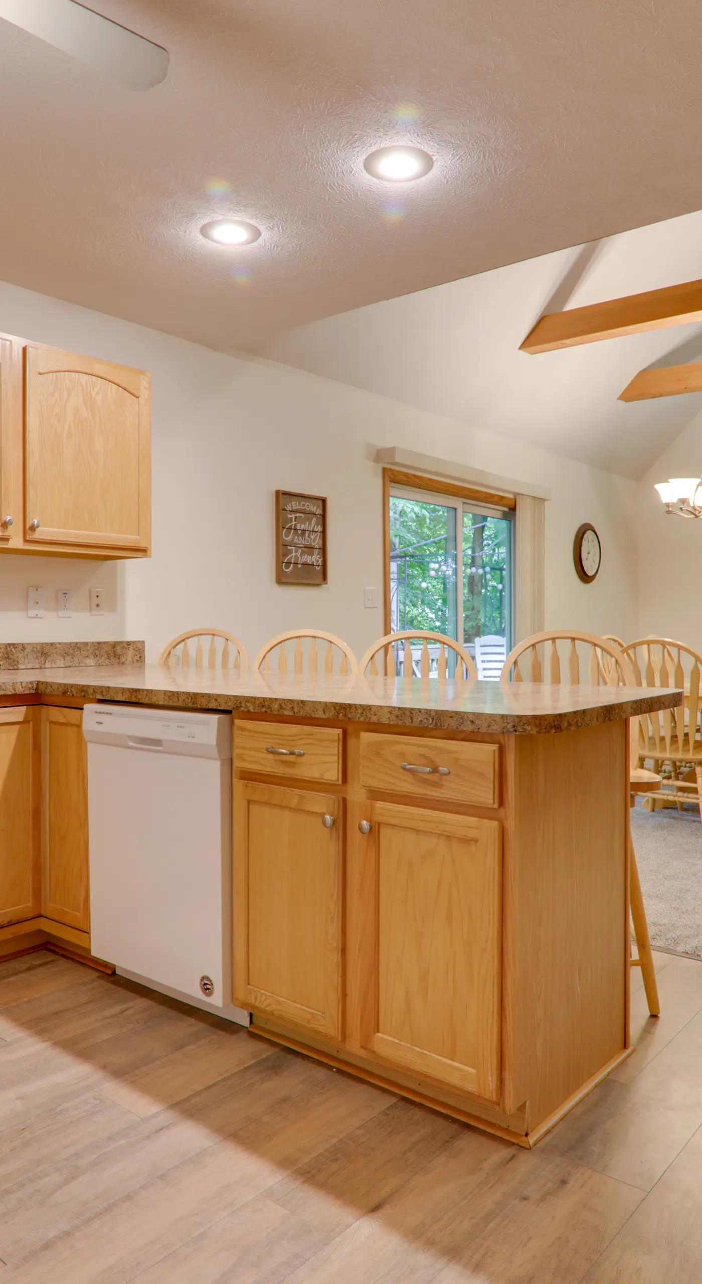 Deck & Resort Amenities: Arrowhead Lake Home!