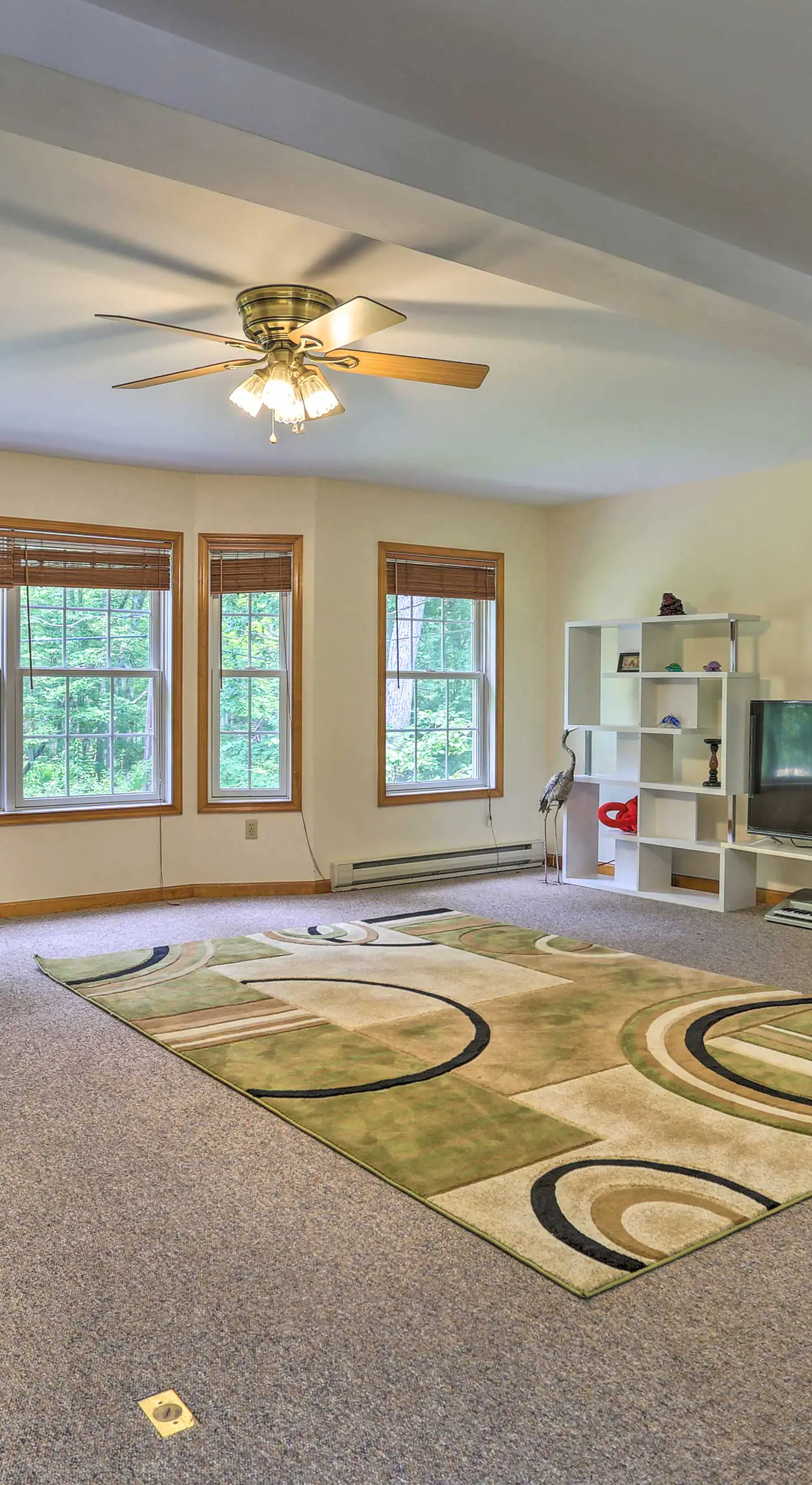 5 Mi to Camelback: Henryville Home w/ Hot Tub!