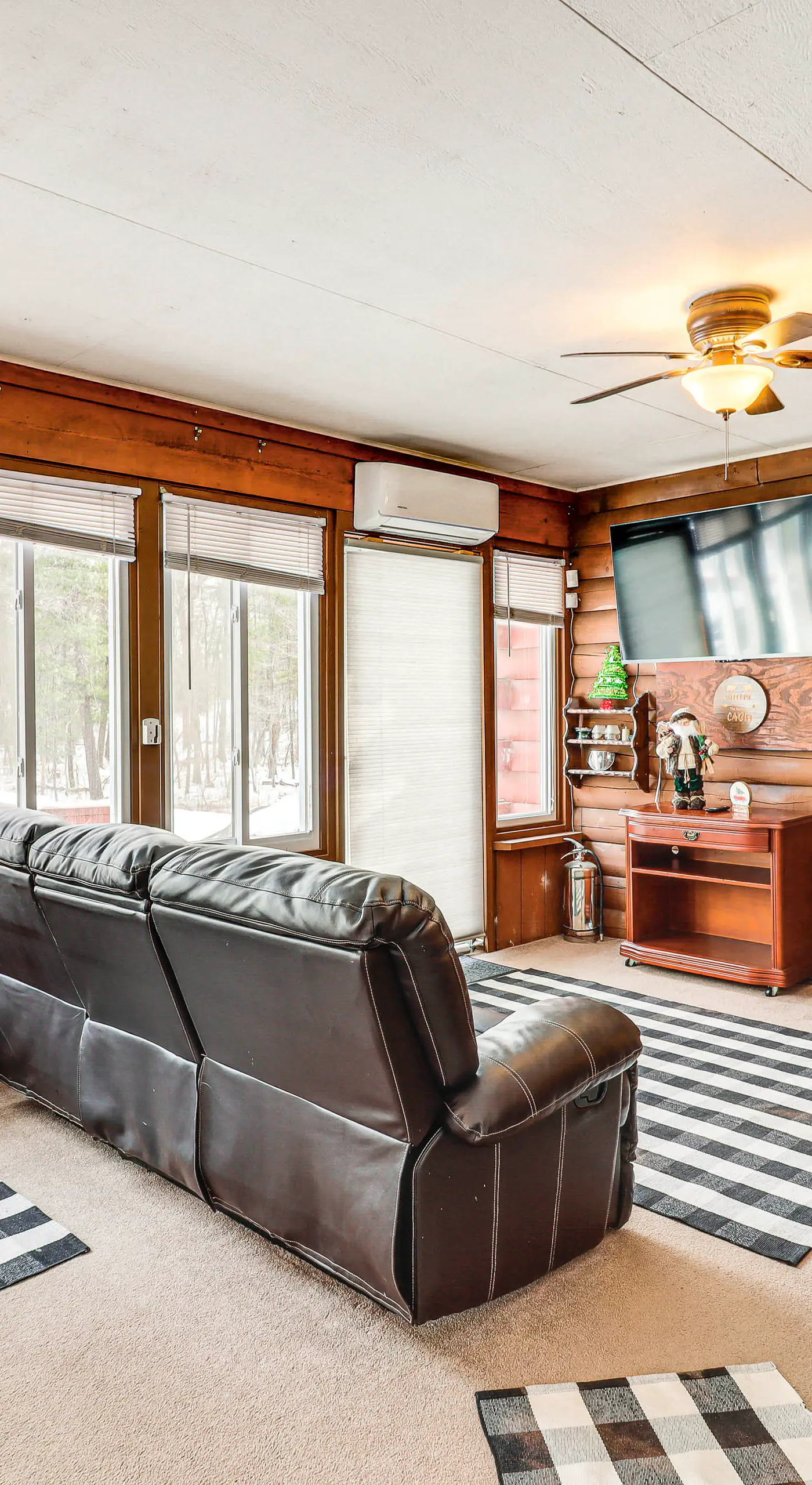 Hike + Ski: Log Cabin in East Stroudsburg!