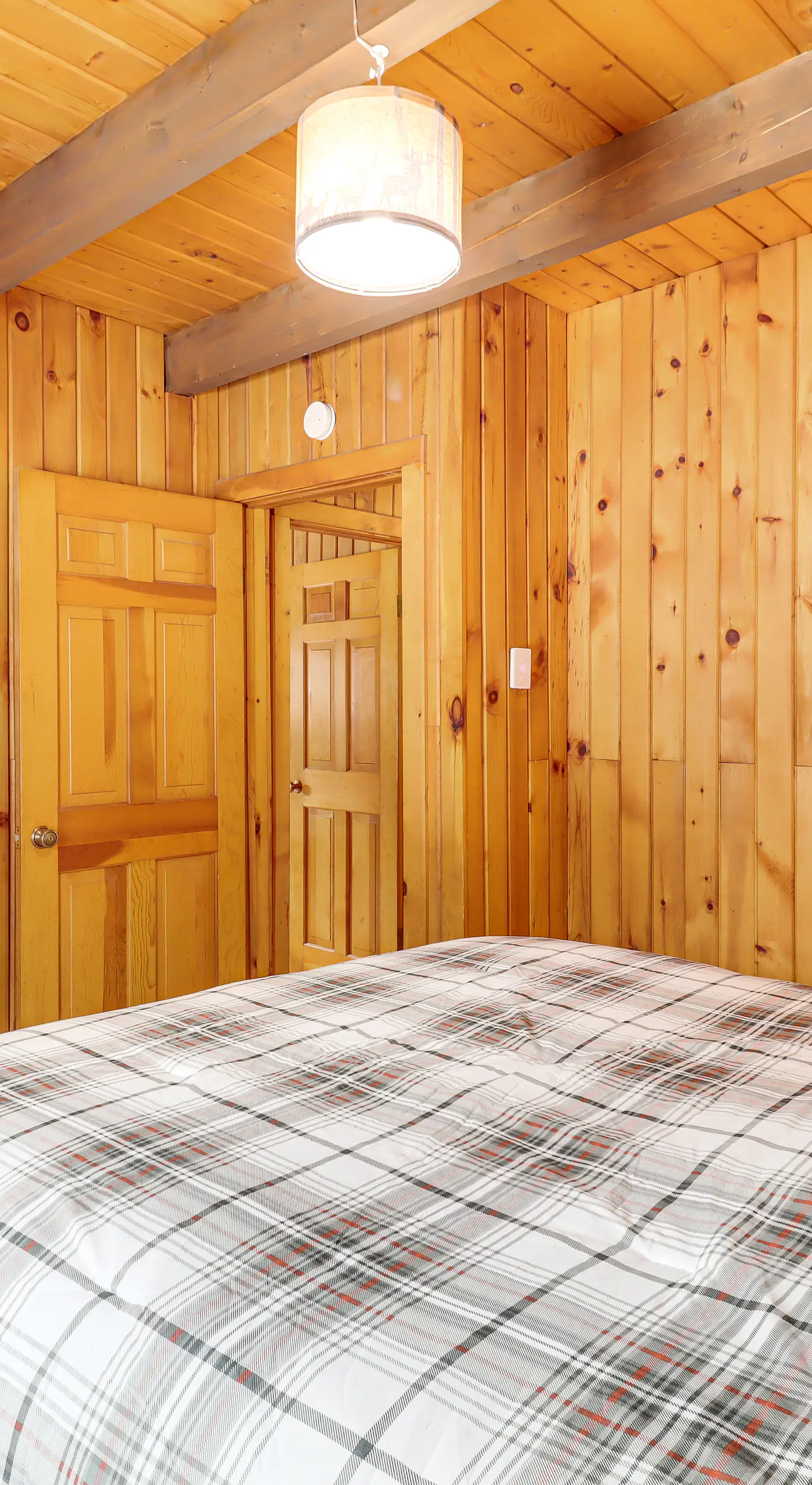 Hike + Ski: Log Cabin in East Stroudsburg!