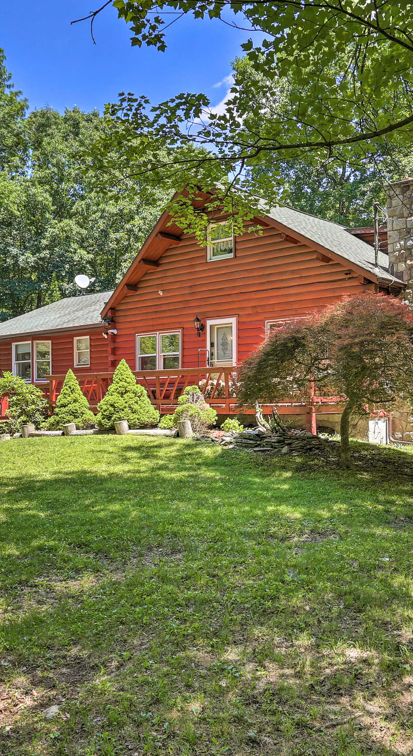 Hike + Ski: Log Cabin in East Stroudsburg!