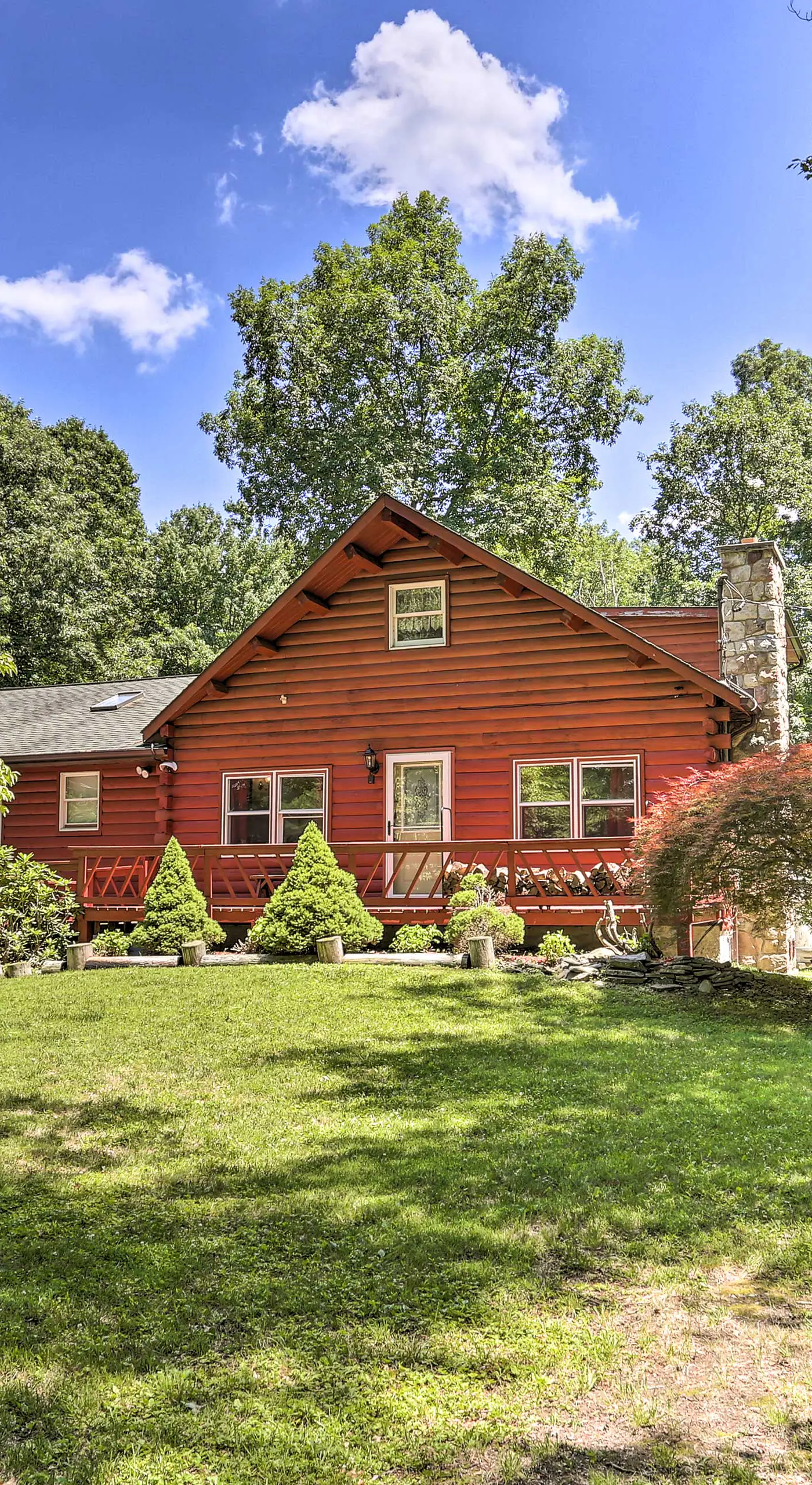 Hike + Ski: Log Cabin in East Stroudsburg!