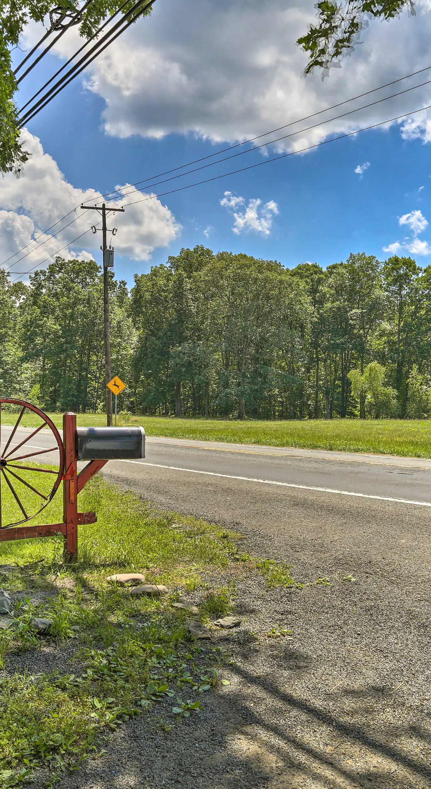 Hike + Ski: Log Cabin in East Stroudsburg!