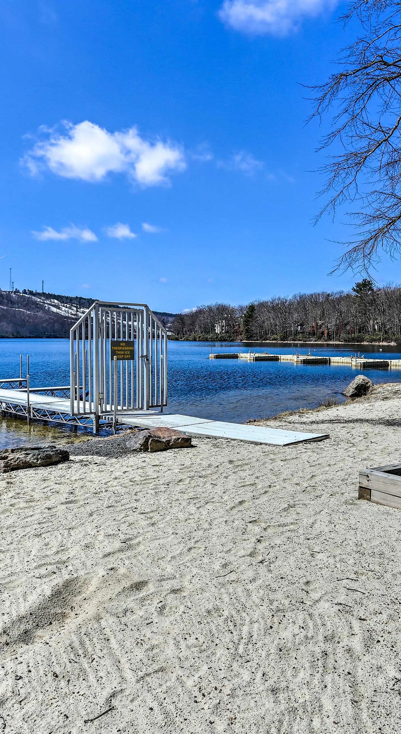 On Big Boulder Lake: Condo w/ Community Pools!