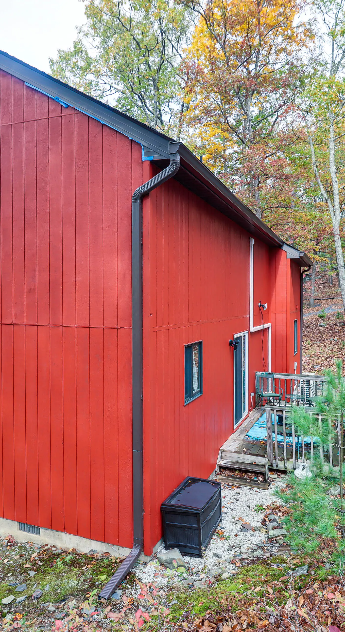 Fire Pit & Gas Grill: Charming Poconos Abode!