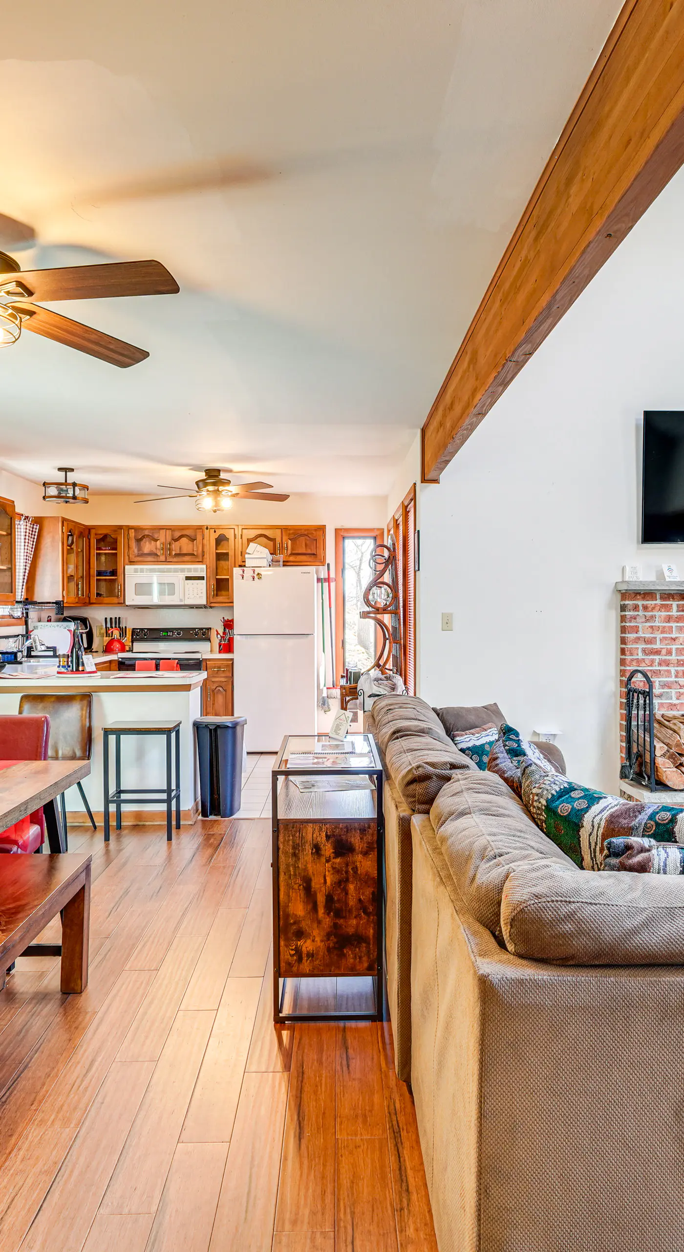 Fire Pit & Gas Grill: Charming Poconos Abode!