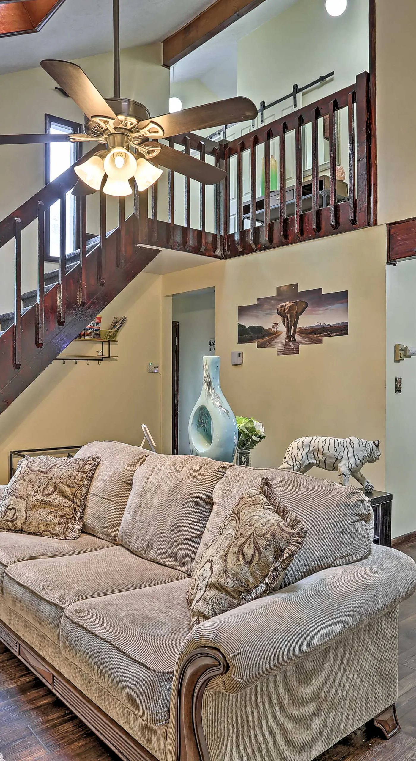 15 Mi to Camelback Ski Resort: Home w/ Deck!