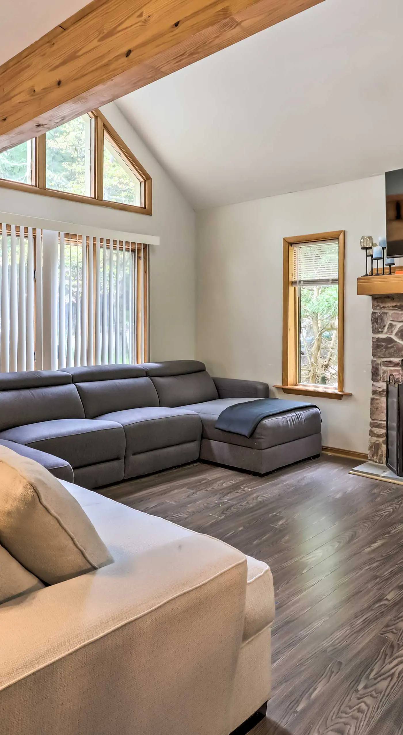 Hot Tub + Game Room: Peaceful Poconos Home!