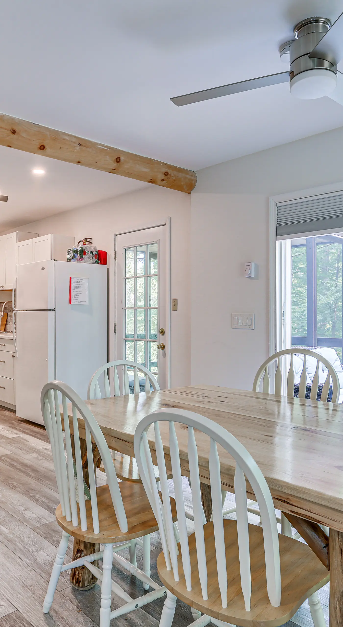 Screened Porch & Deck: Pet-Friendly Poconos Escape