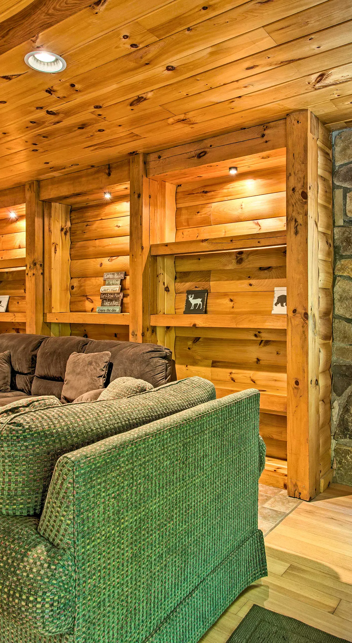 Fire Pit & Hot Tub: Poconos Family Cabin!